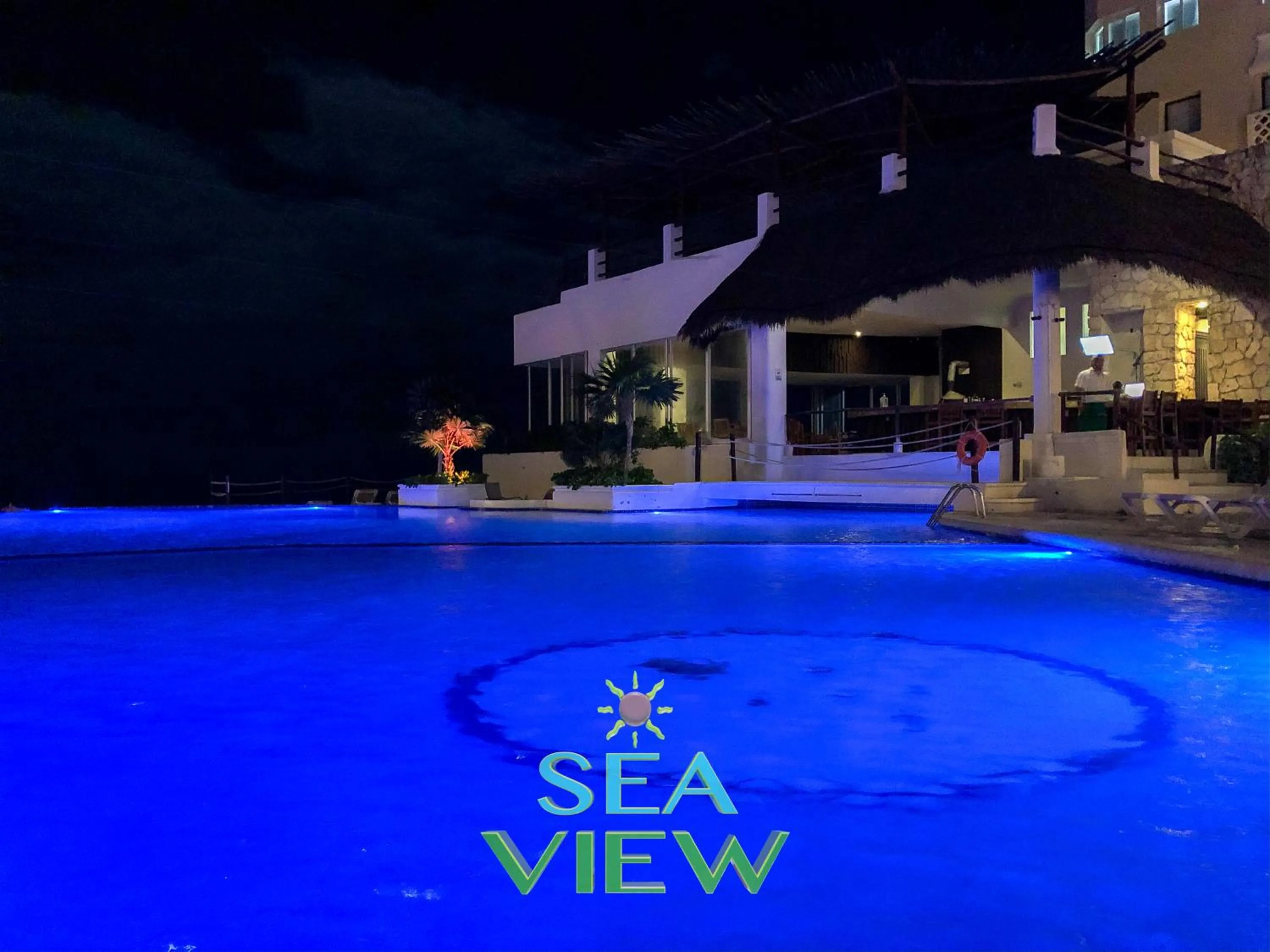 Restaurant/places to eat in Cancún Plaza Sea View