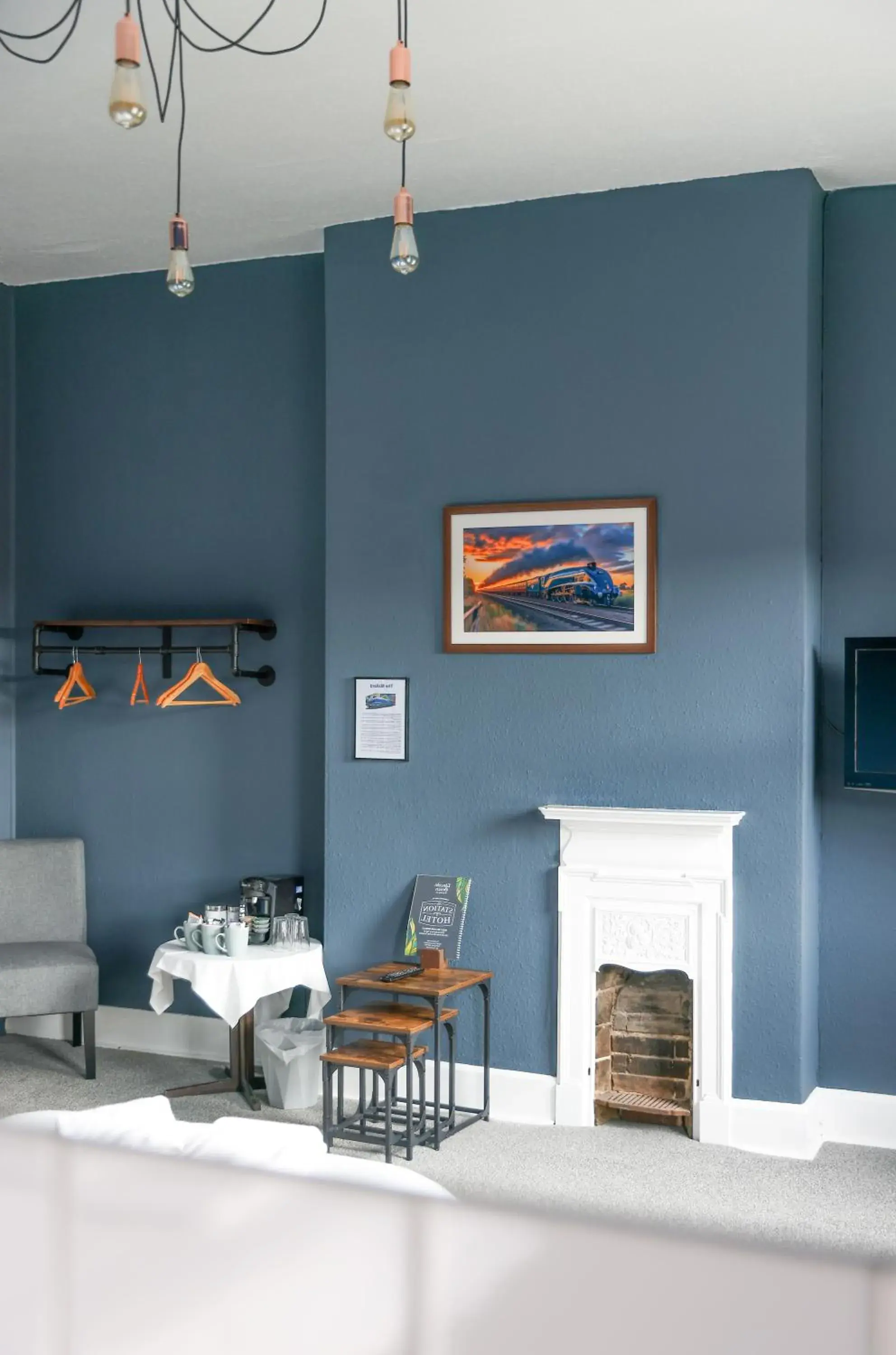 Family Room with Shared Bathroom in Station Hotel Family Room with Shared Bathroom in Station Hotel