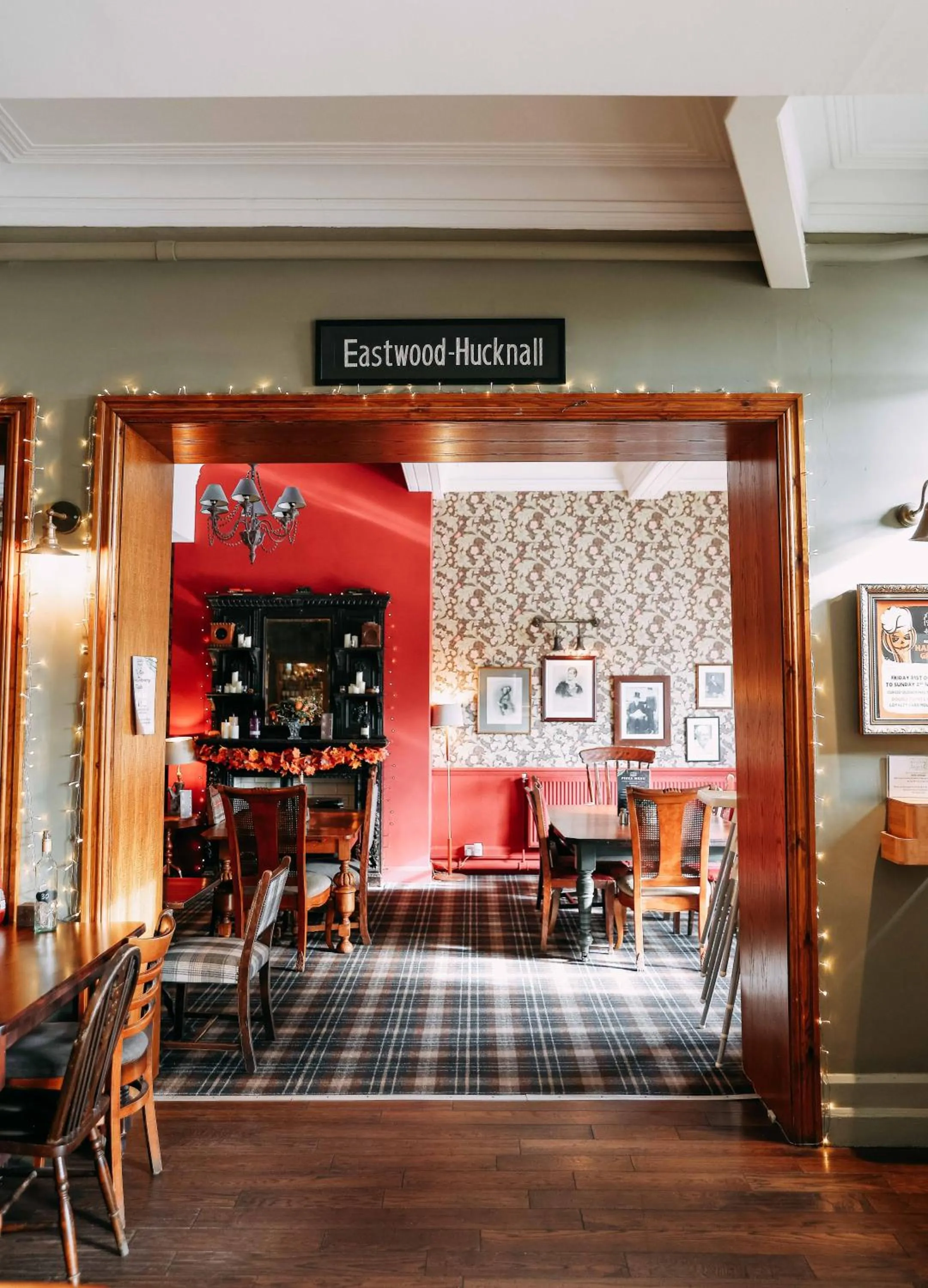 Restaurant/places to eat in Station Hotel