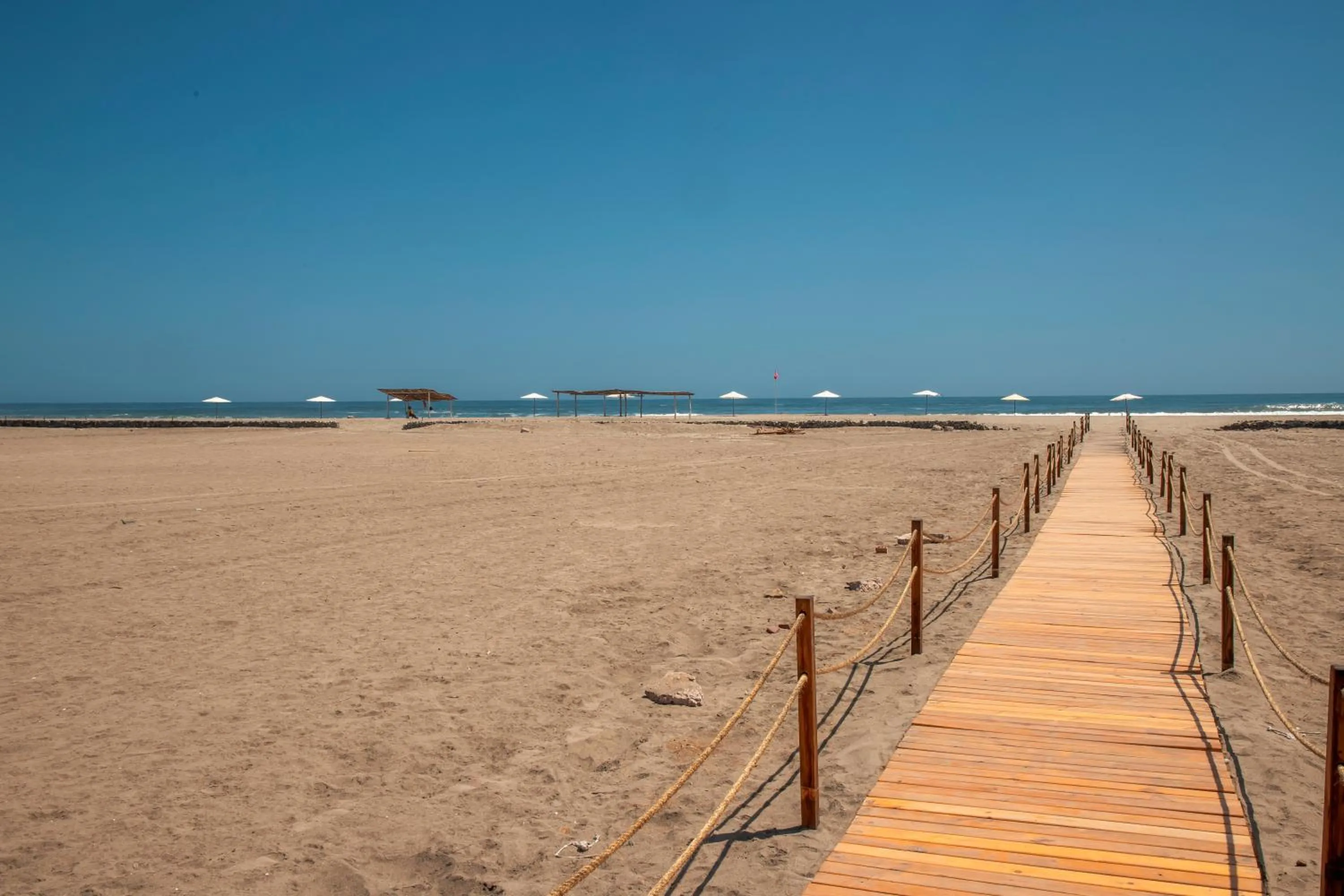 Beach in DM Hoteles Asia