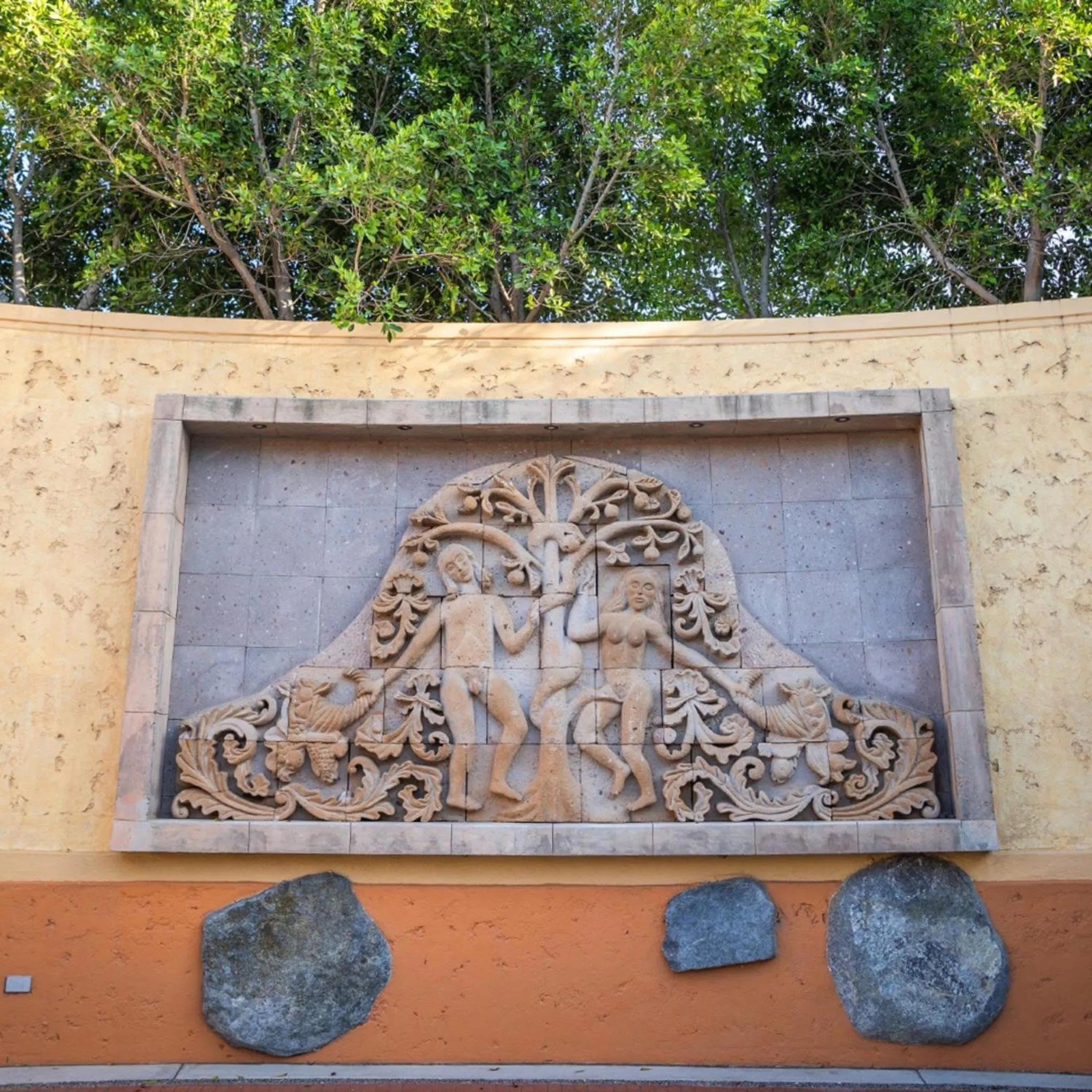 Property building in Santuario Diegueño