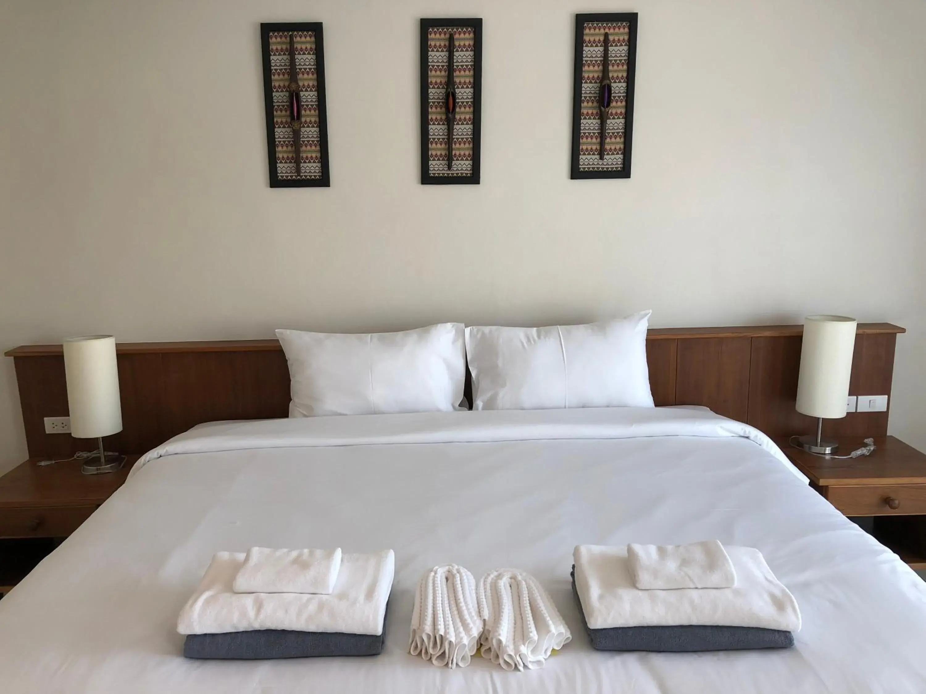 Economy Double Room in Crystal Lamai Hotel Economy Double Room in Crystal Lamai Hotel