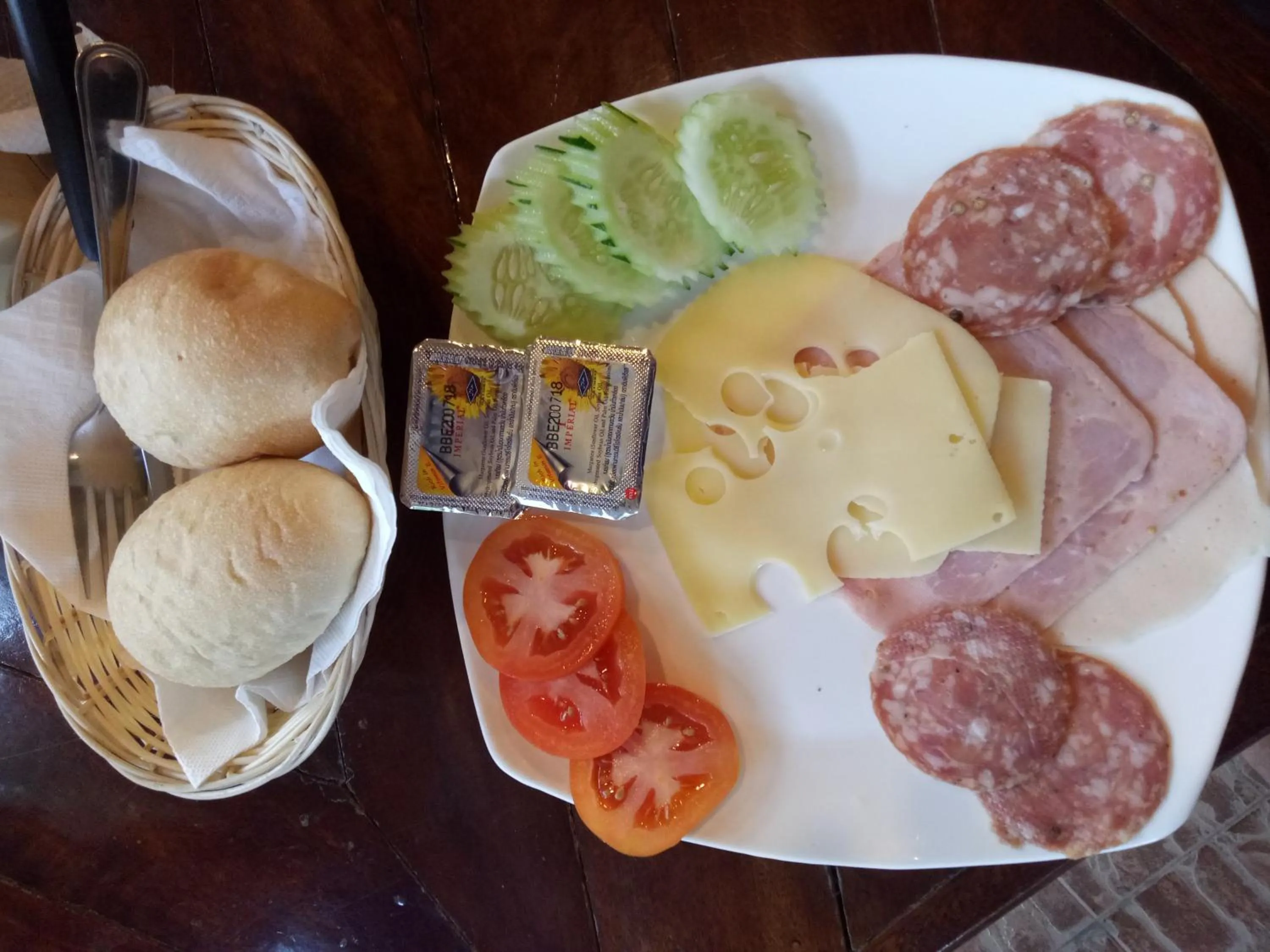 Continental breakfast in Bee Nat Garden Resort