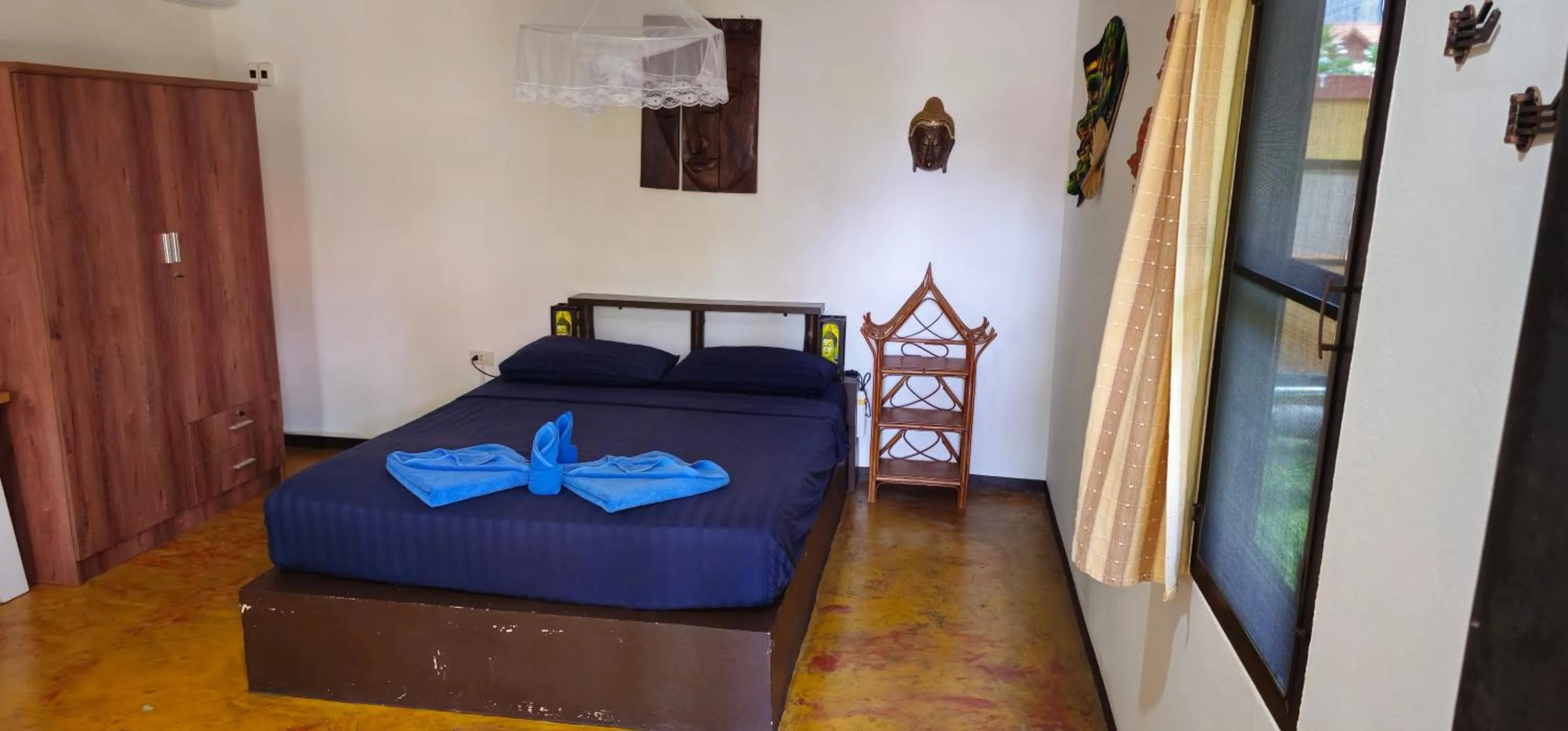 Photo of the whole room, Bed in Bee Nat Garden Resort