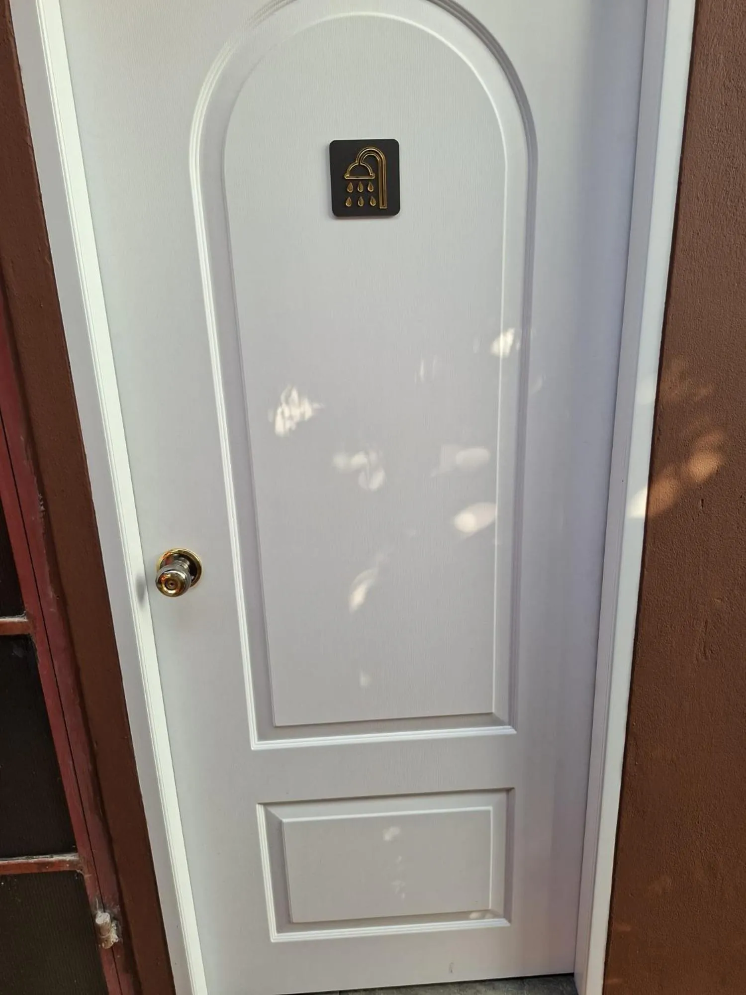 Shower in Bee Nat Garden Resort