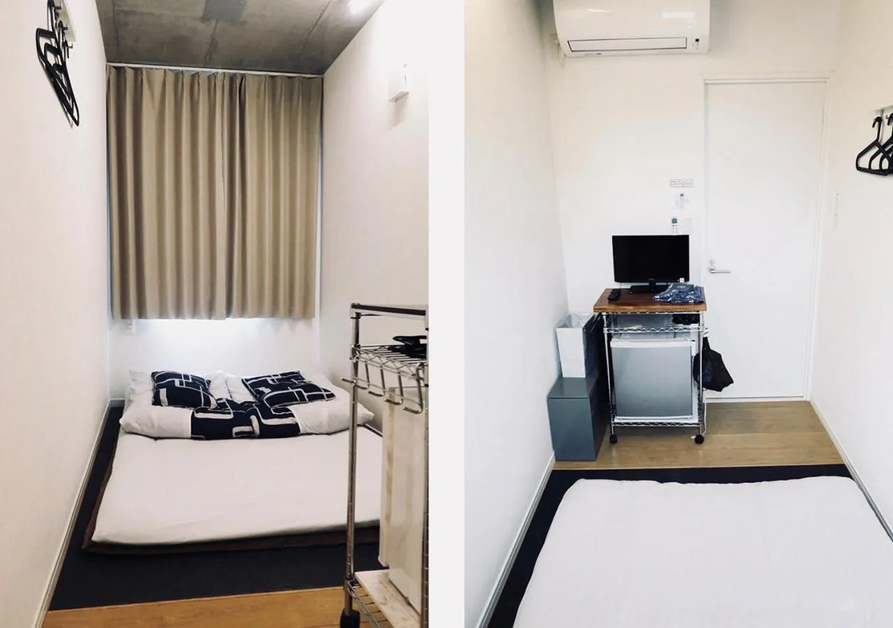 Photo of the whole room, TV/Entertainment Center in Kangaroo Hotel Side B