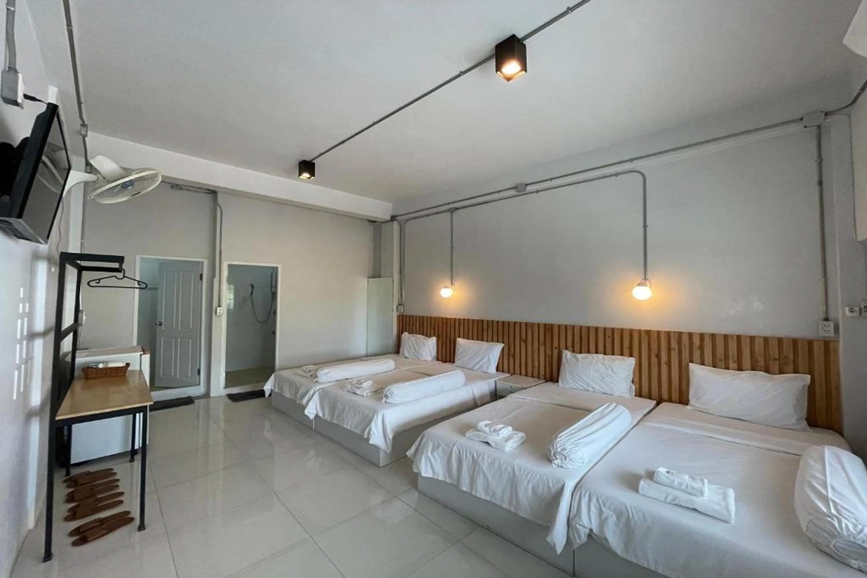 Bedroom, Bed in ASAYA House