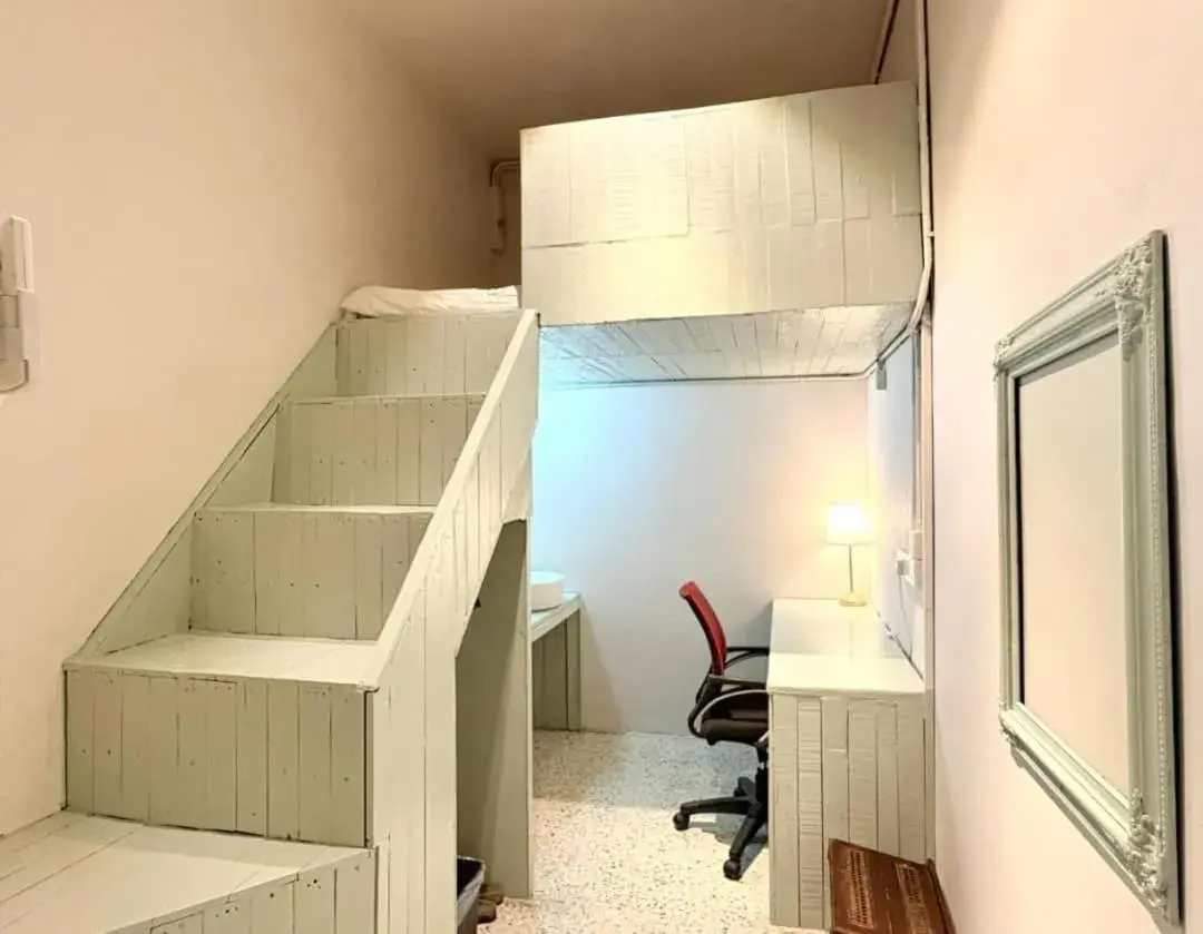 Basic Triple Room in Kim Haus Loft Basic Triple Room in Kim Haus Loft