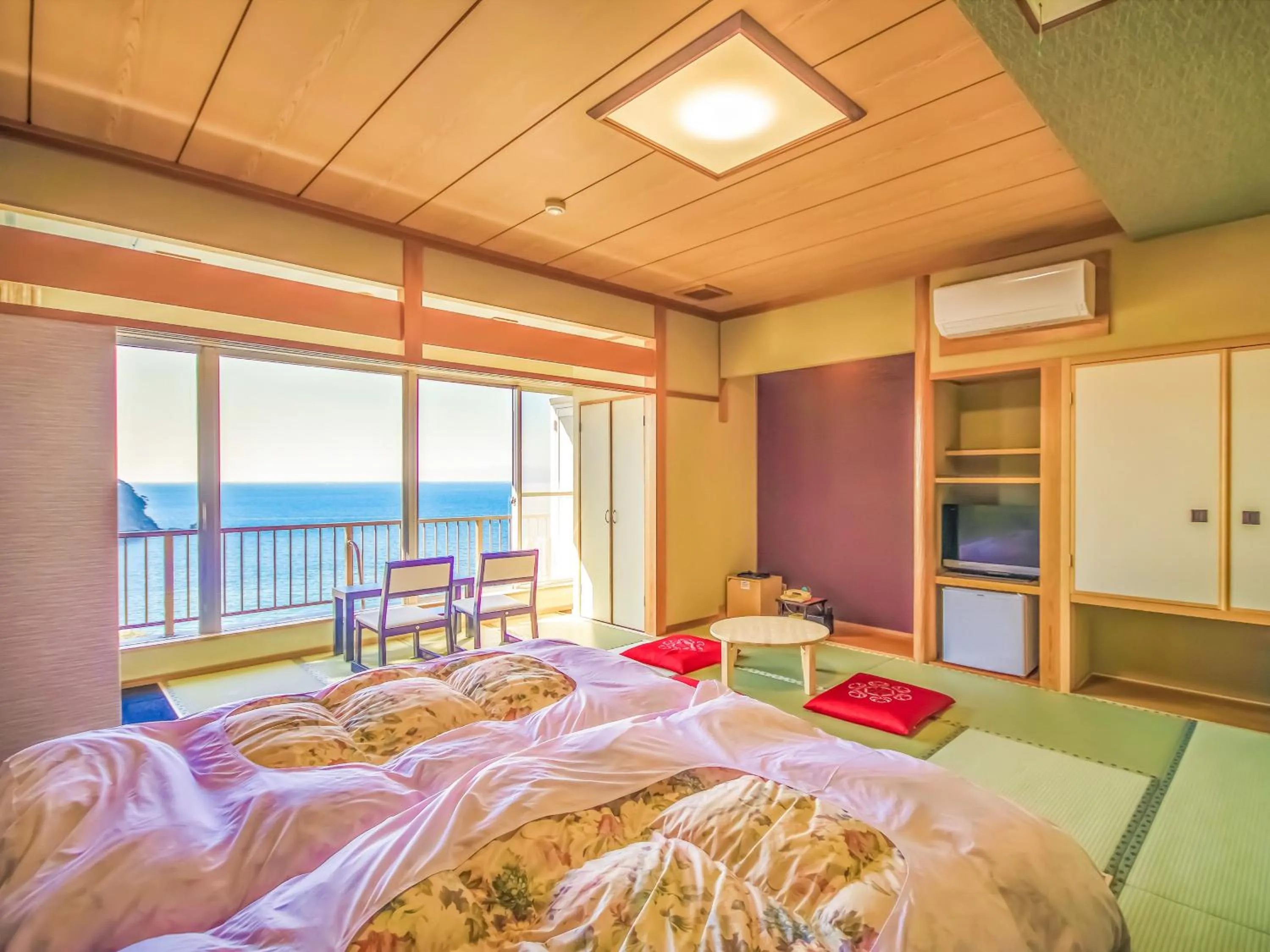 Sea view, Bed in Futagojimasou