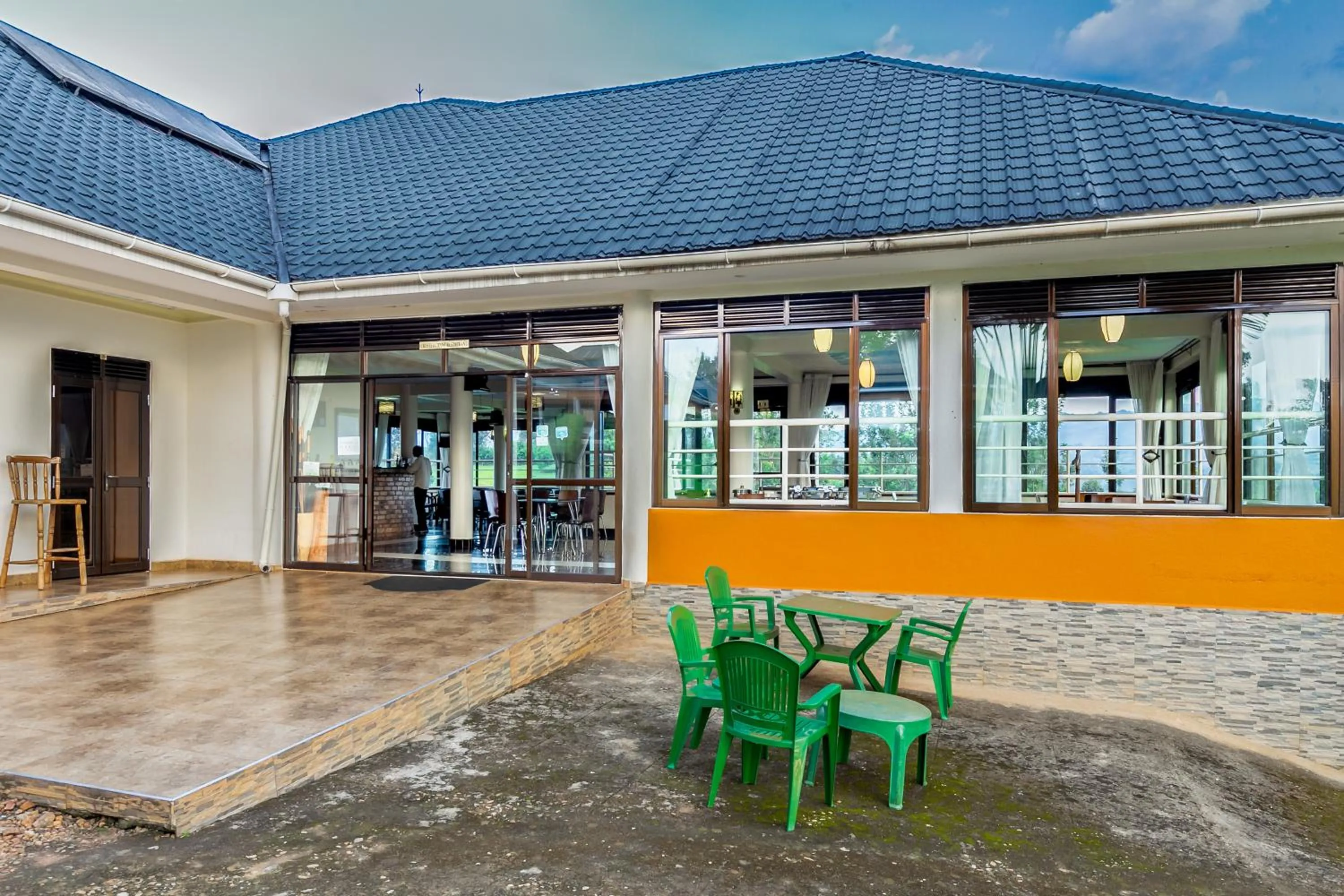 Facade/entrance in The Crested Crane Bwindi Hotel