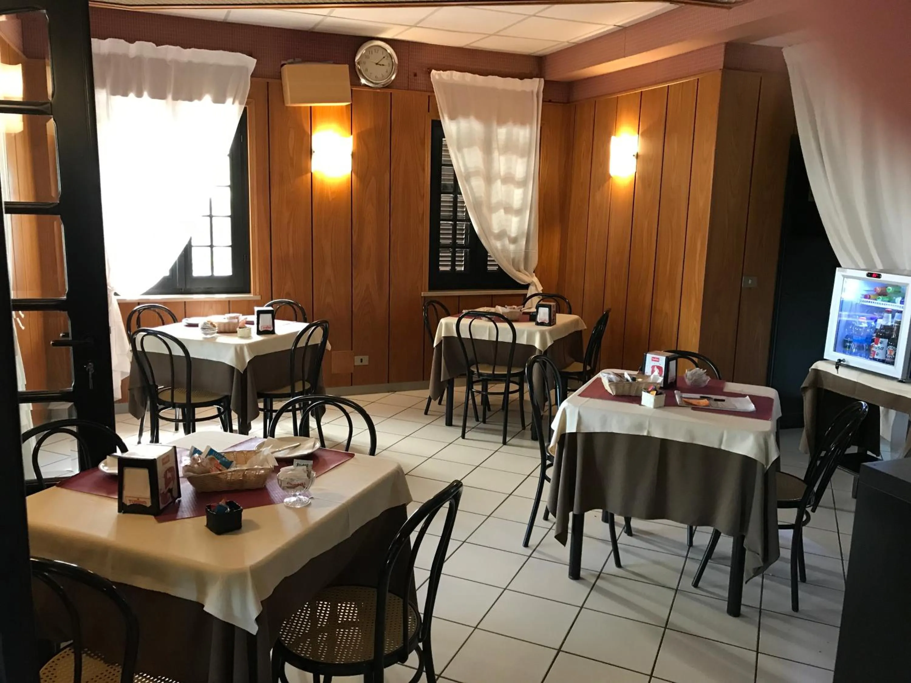 Restaurant/places to eat in Hotel B&B Rispescia Grosseto
