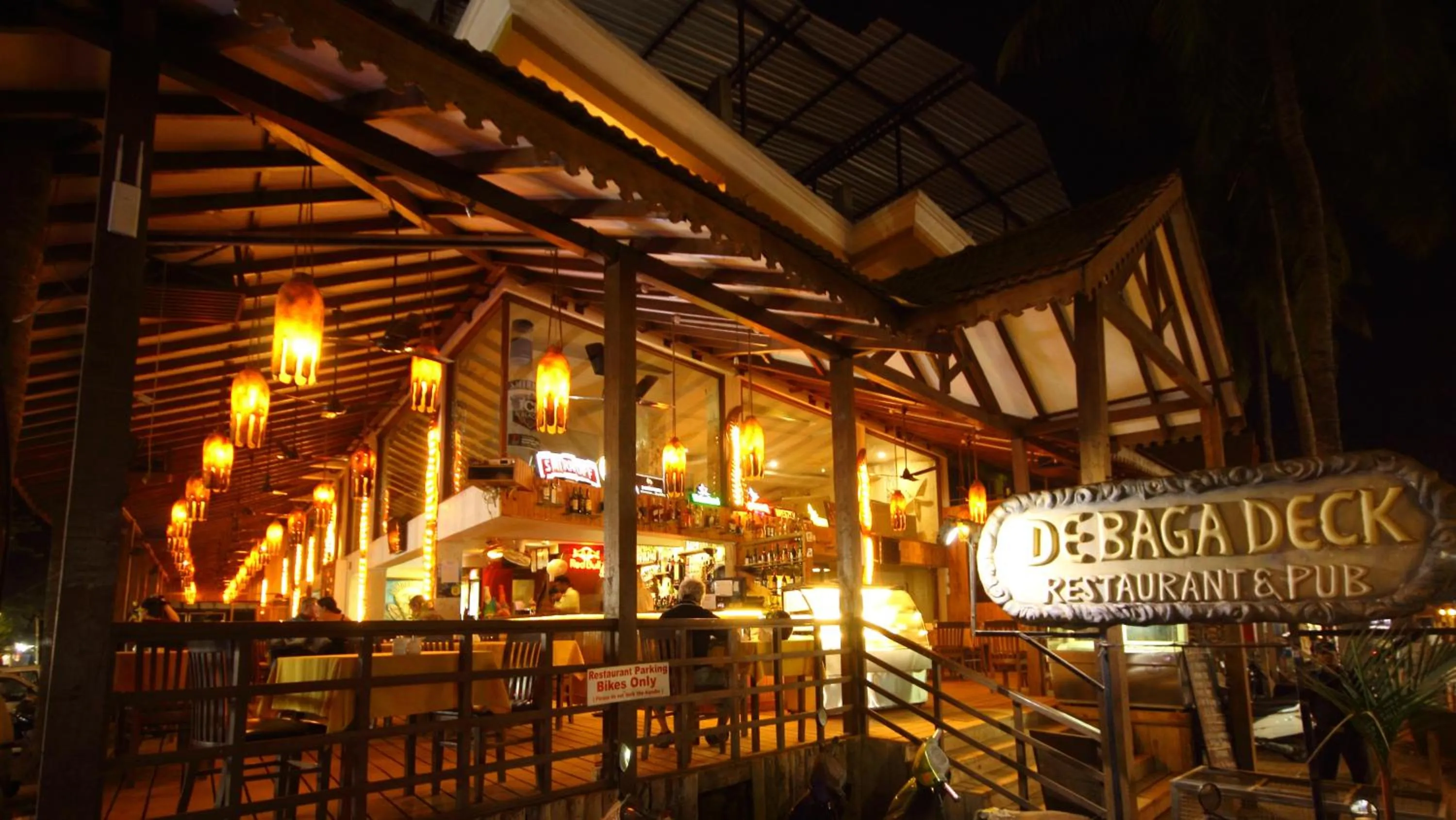 Restaurant/places to eat in De Baga Deck Comforts