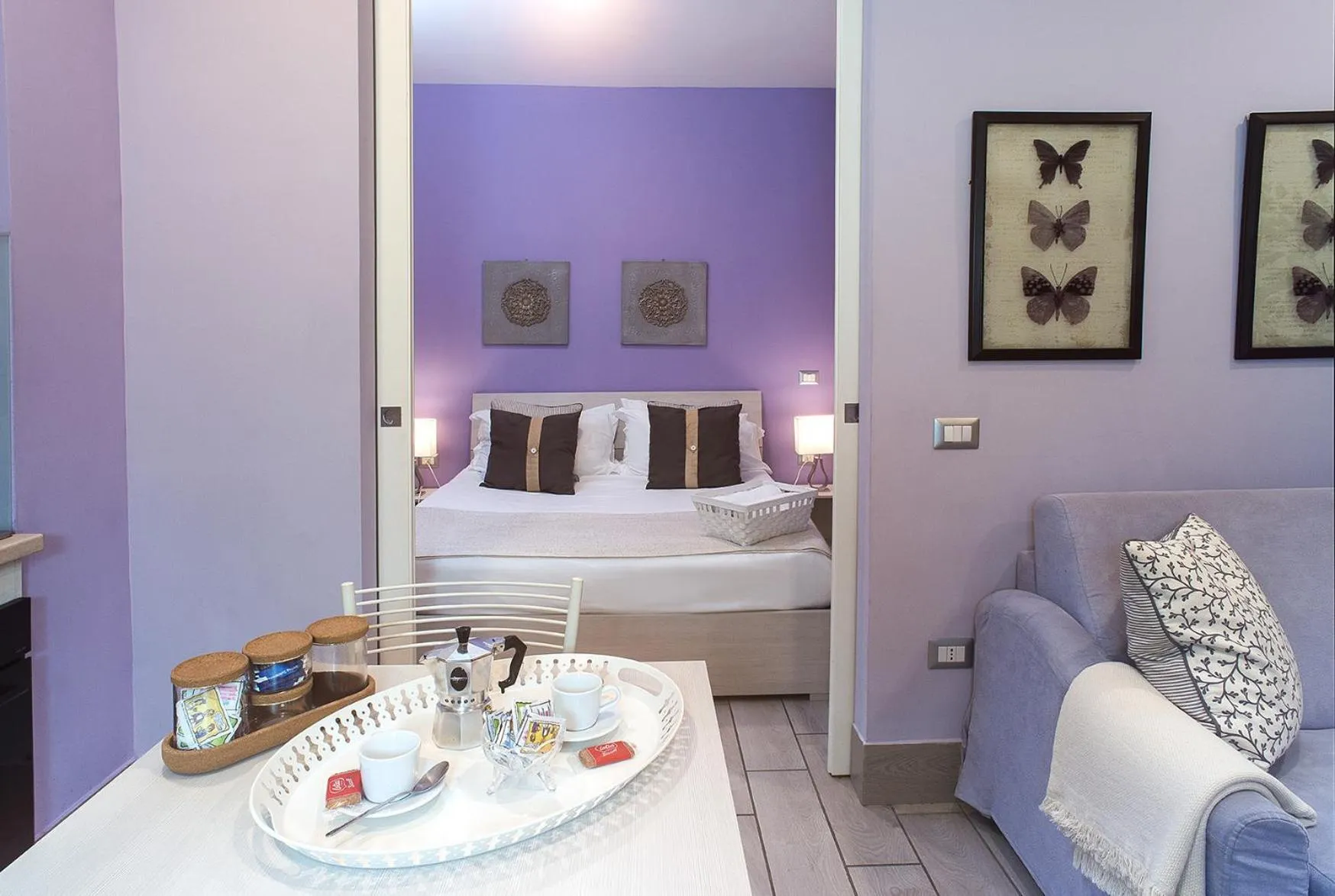 Photo of the whole room, Bed in Residenza Flegrea