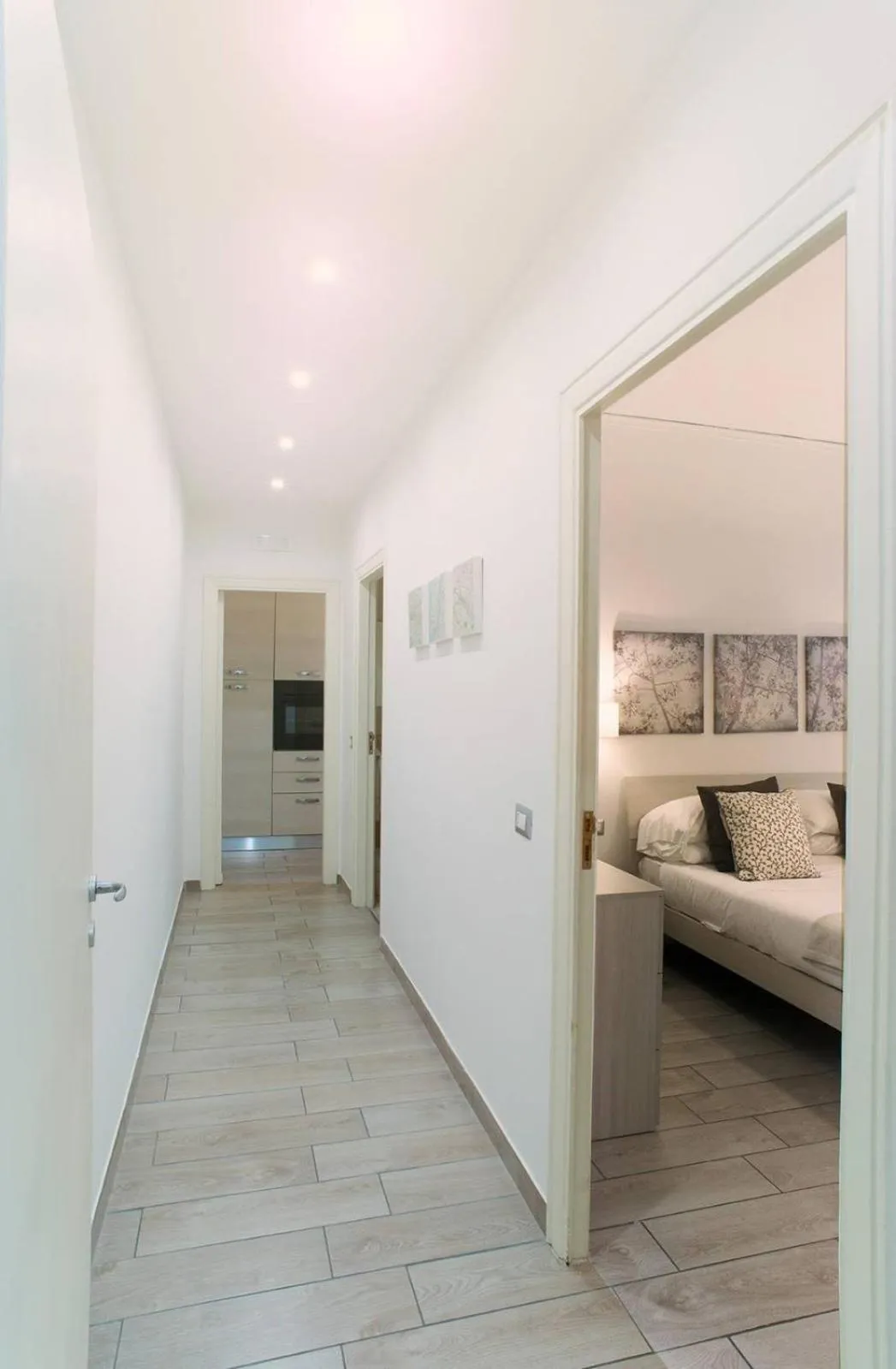 Photo of the whole room, Bed in Residenza Flegrea