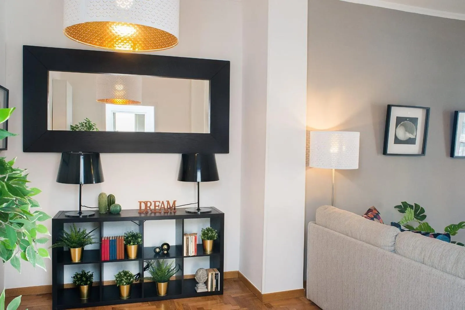 Photo of the whole room in Residenza Flegrea