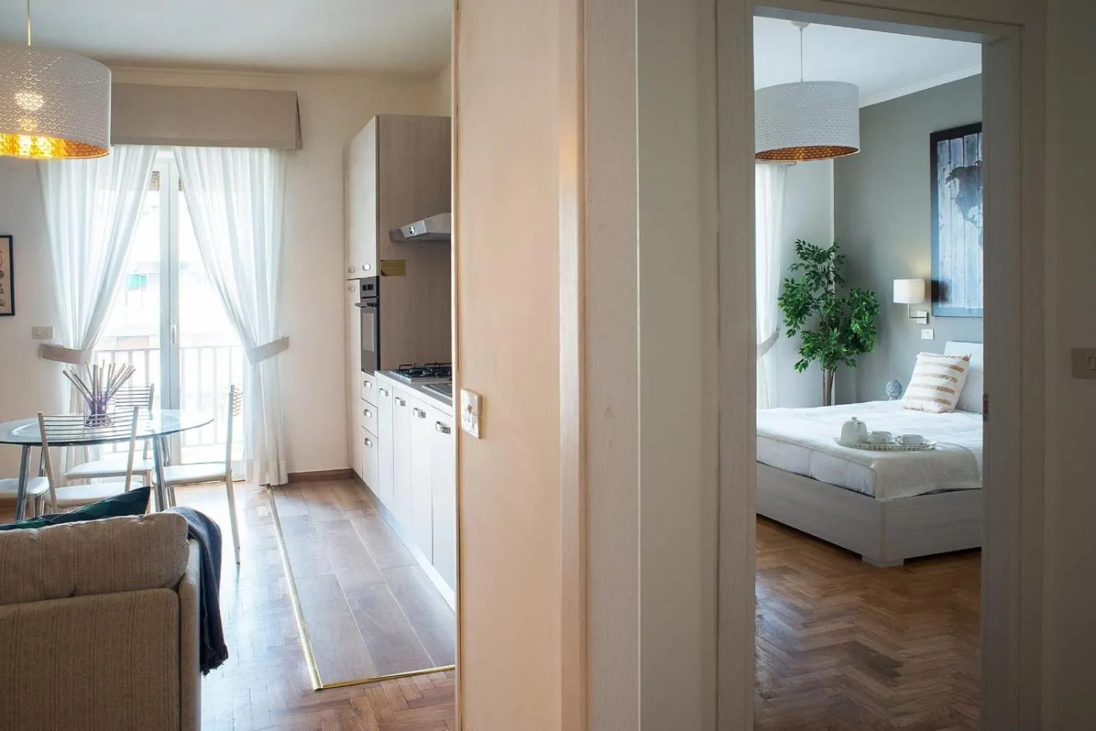 Photo of the whole room, Bed in Residenza Flegrea