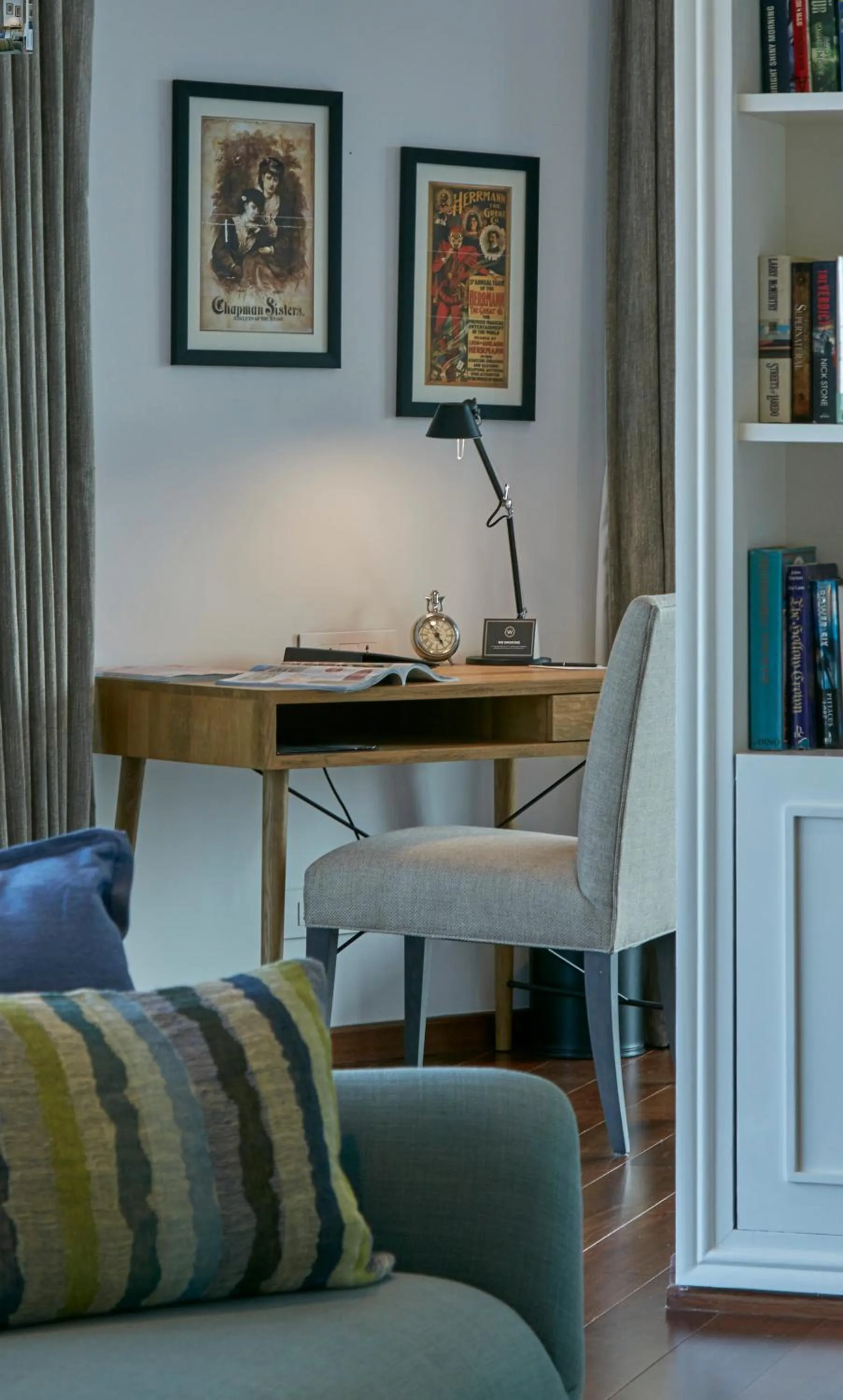 Seating area in The Waverly Hotel & Residences