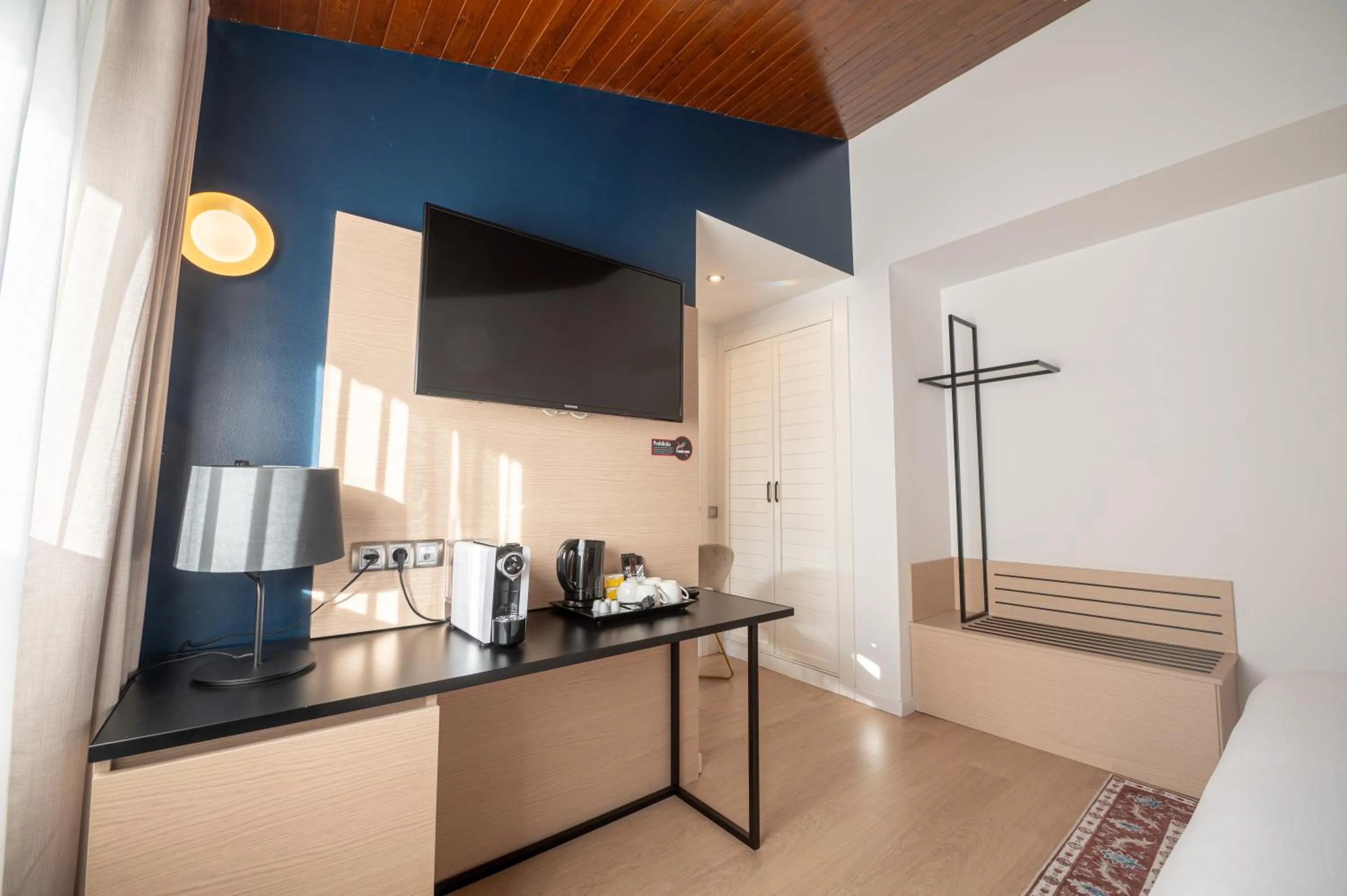 Coffee/tea facilities in Hotel Roc Meler