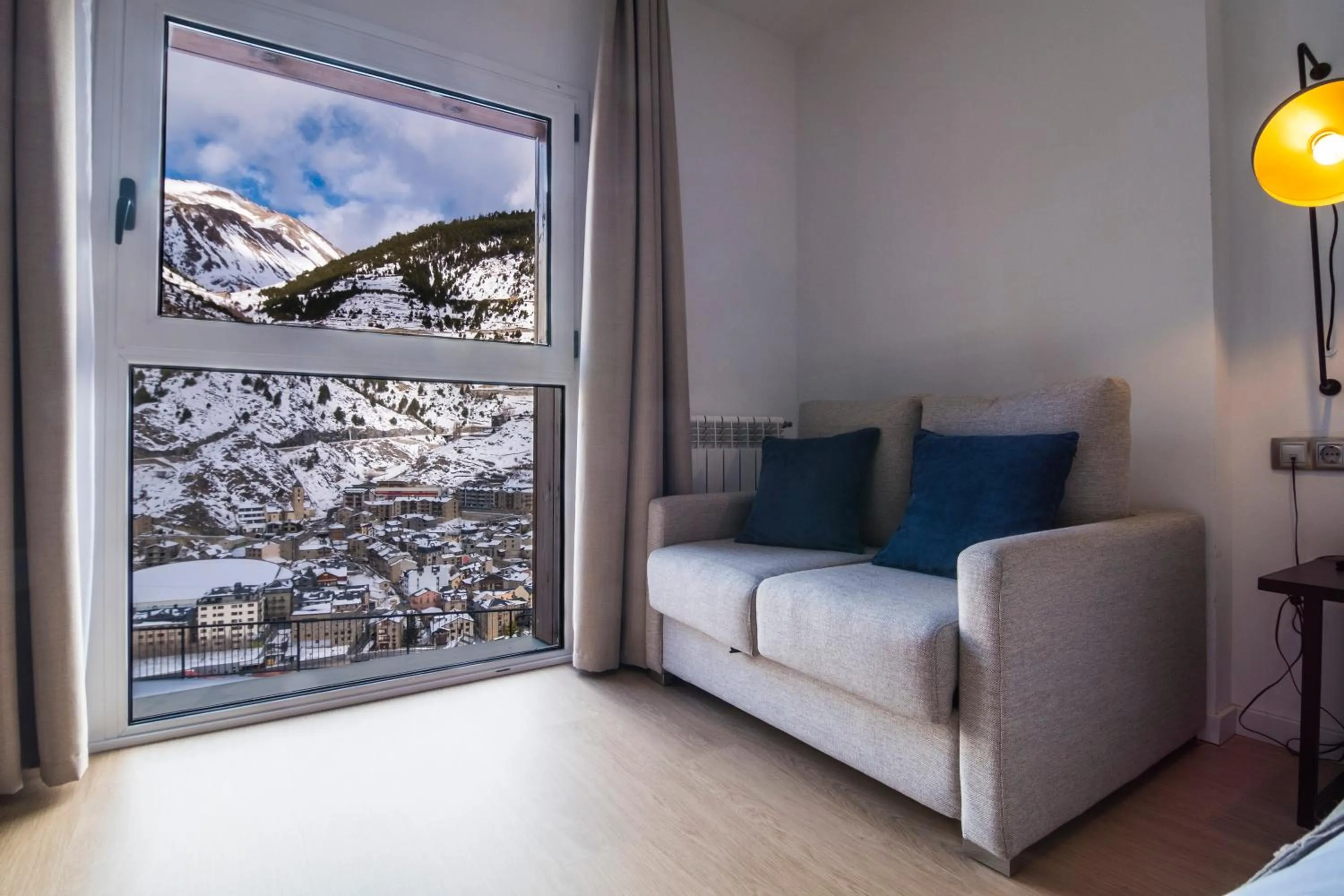 Mountain view, Bed in Hotel Roc Meler