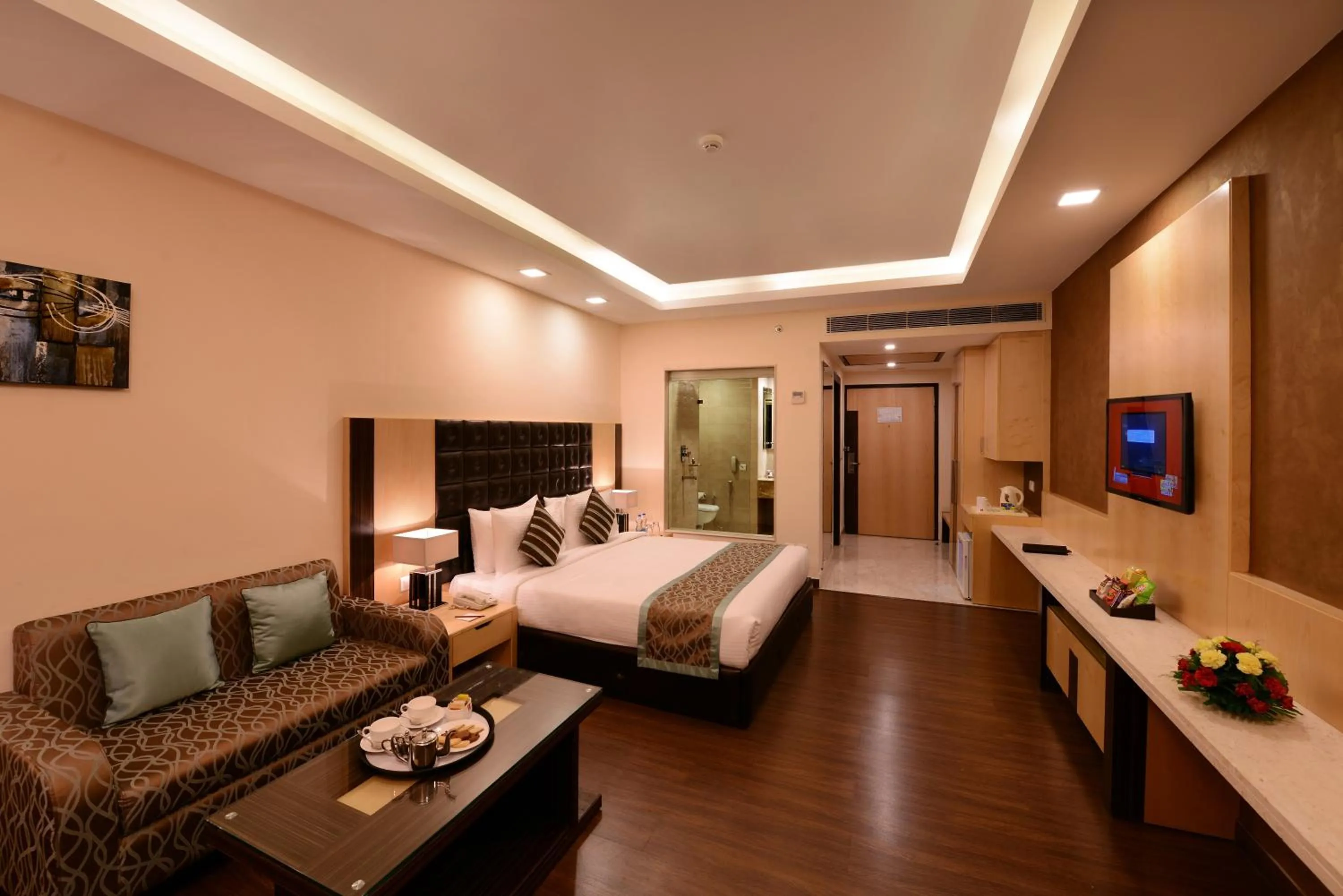 Bedroom, Bed in Grand Plaza Lords Inn Jammu