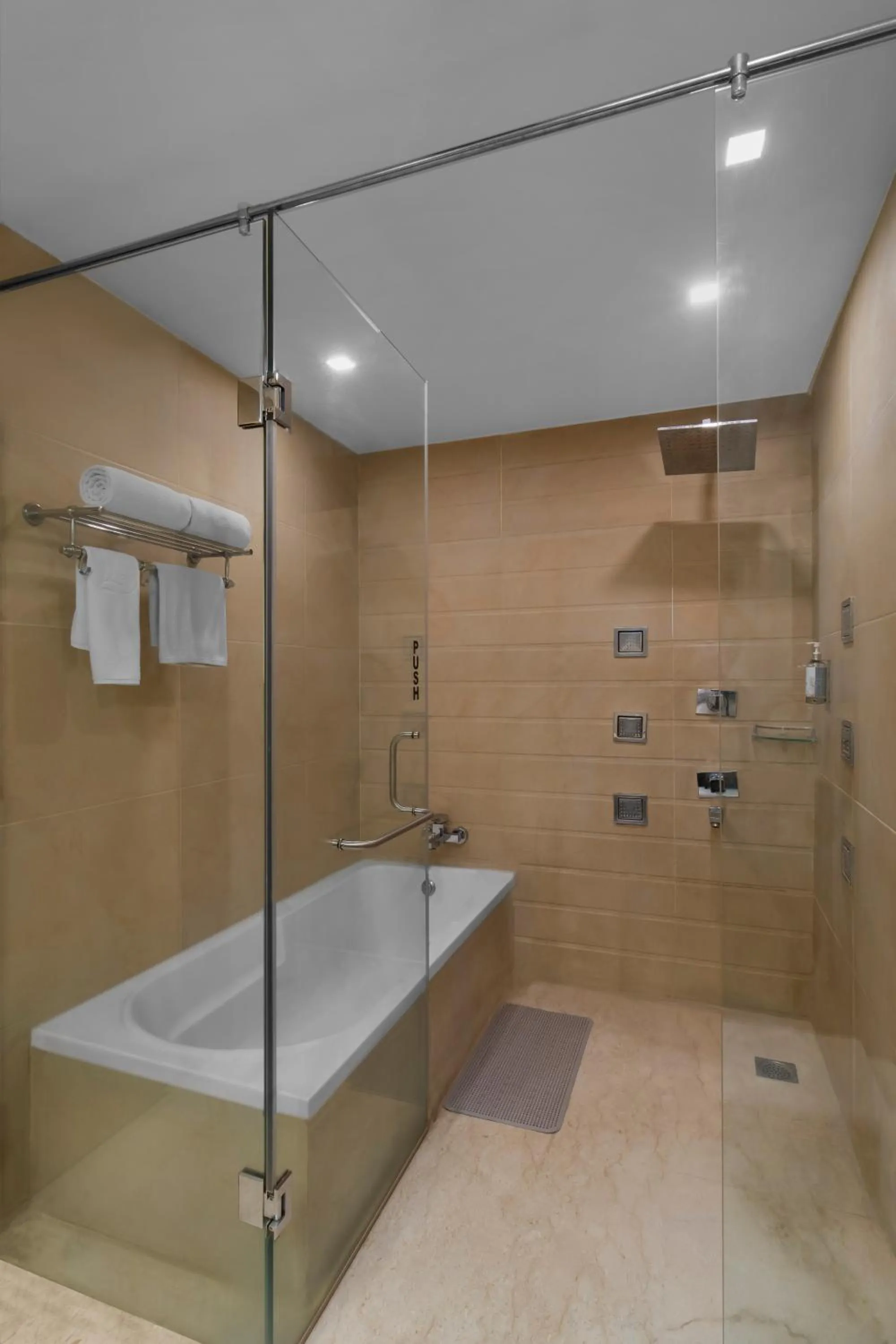 Bathroom in Grand Plaza Lords Inn Jammu