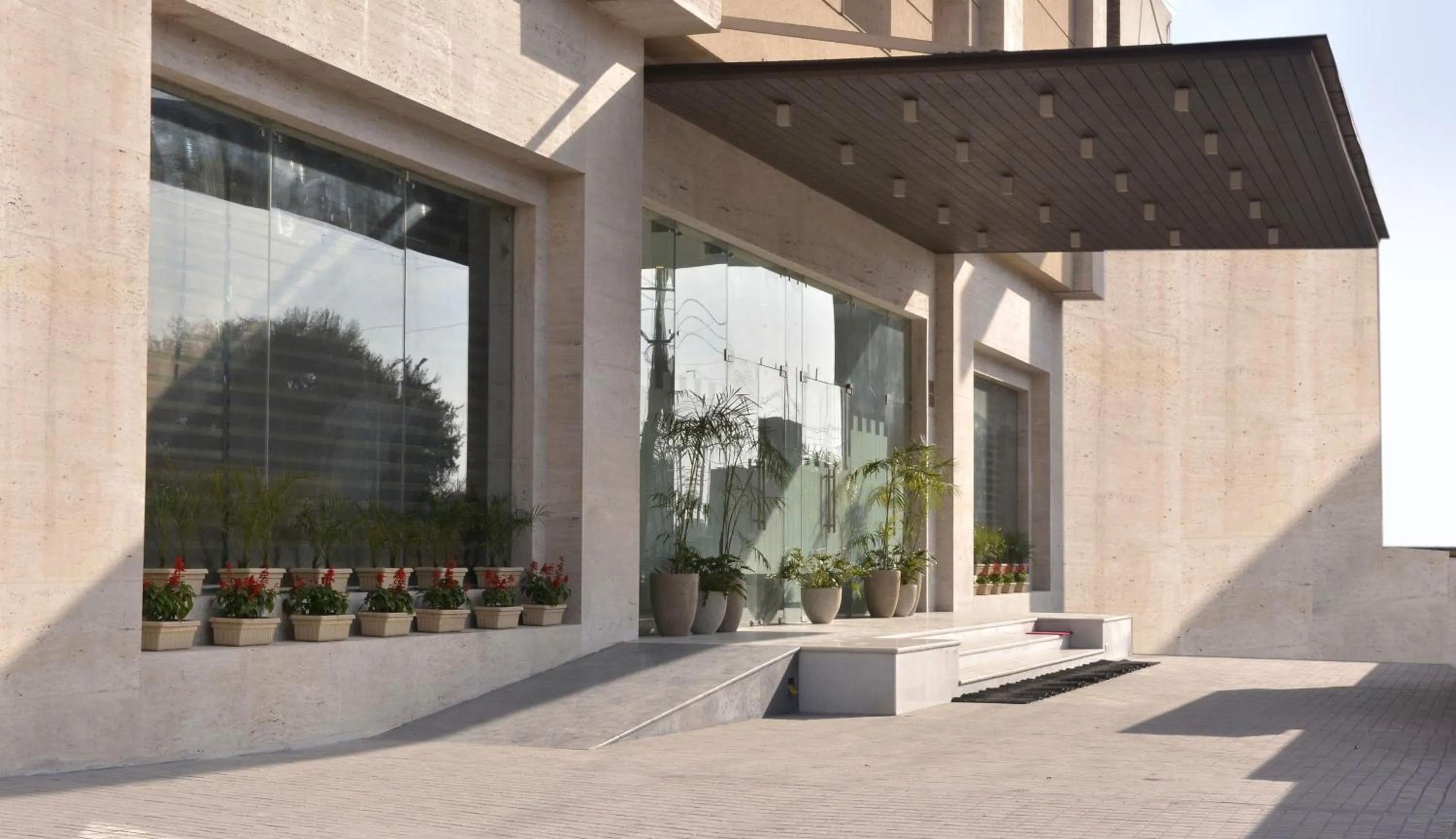 Area and facilities in Grand Plaza Lords Inn Jammu