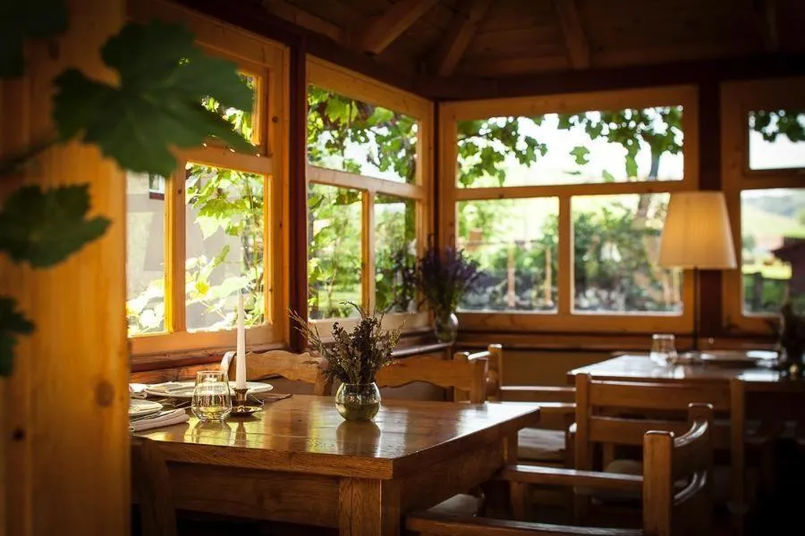 Restaurant/places to eat in Valea Verde Retreat Transilvania