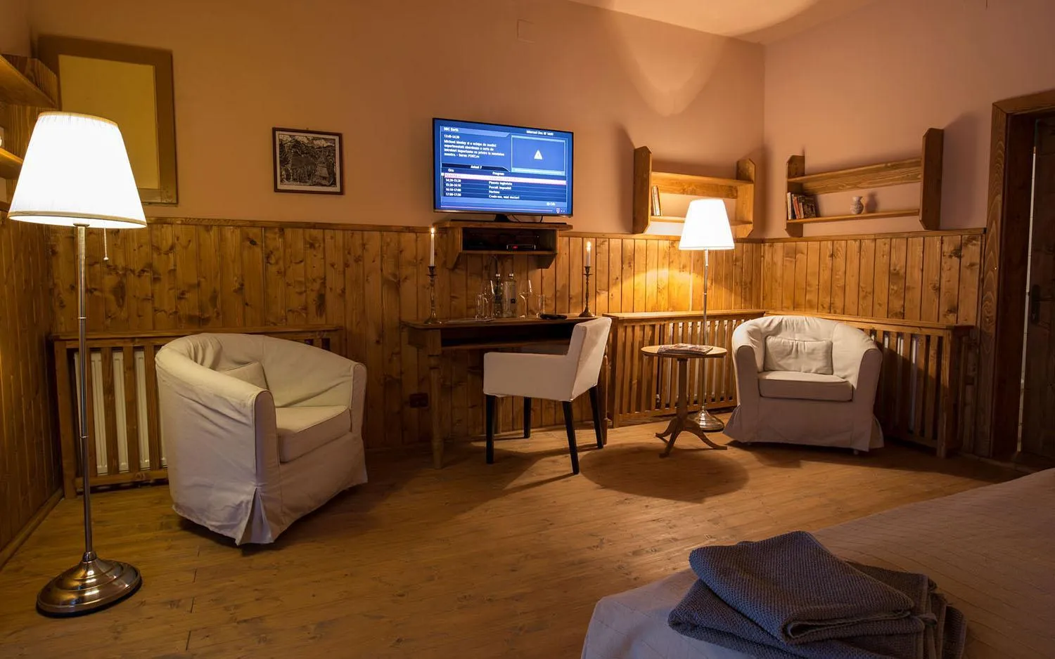 Seating area, Bed in Valea Verde Retreat Transilvania