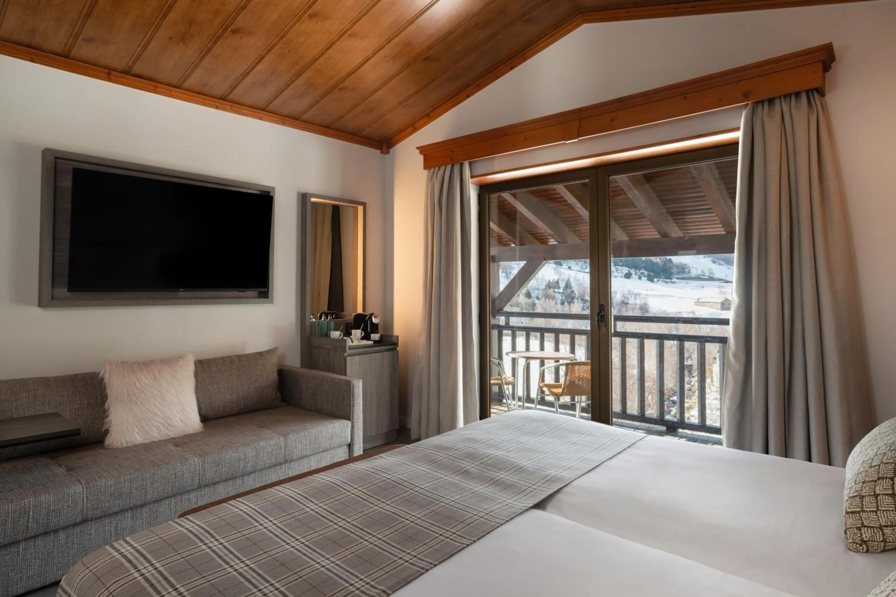 Bed in Hotel Euroski Mountain Resort & Spa