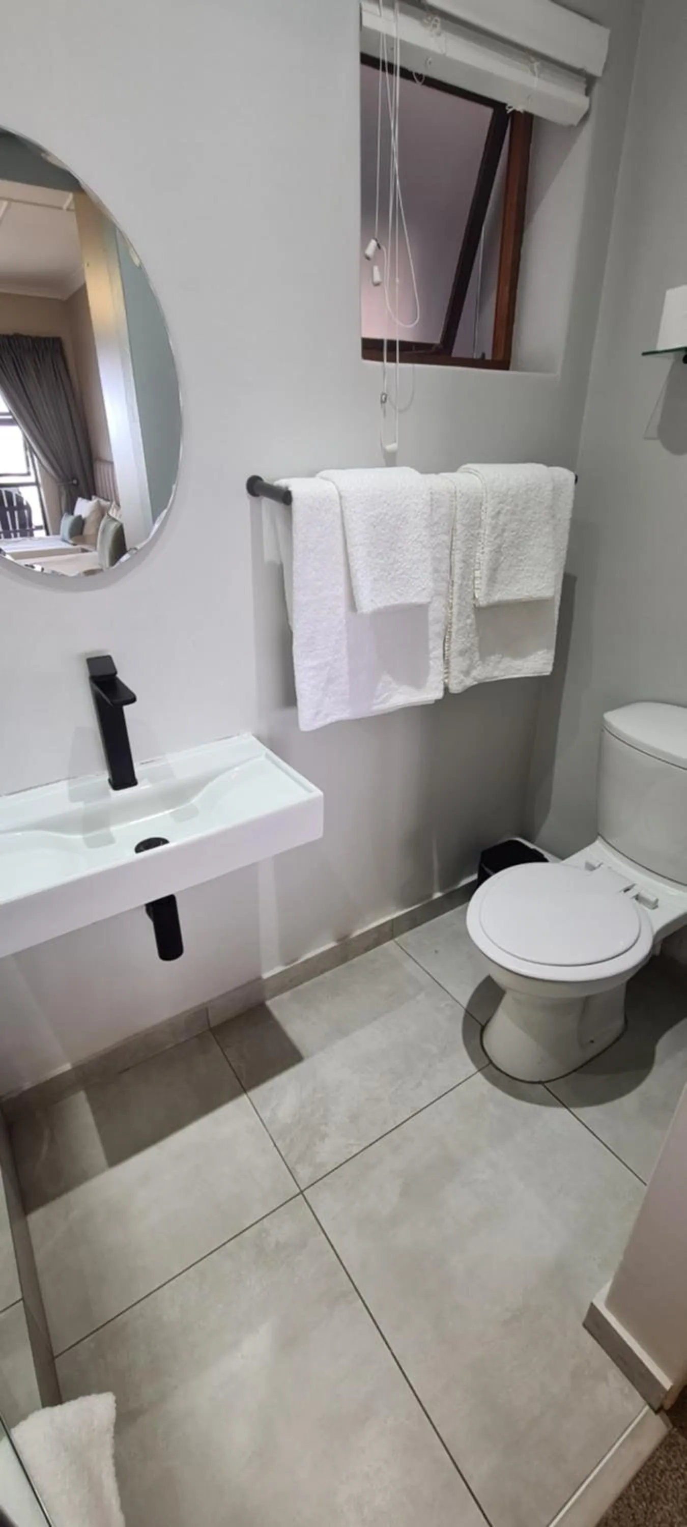 Shower in Greystone Guesthouse