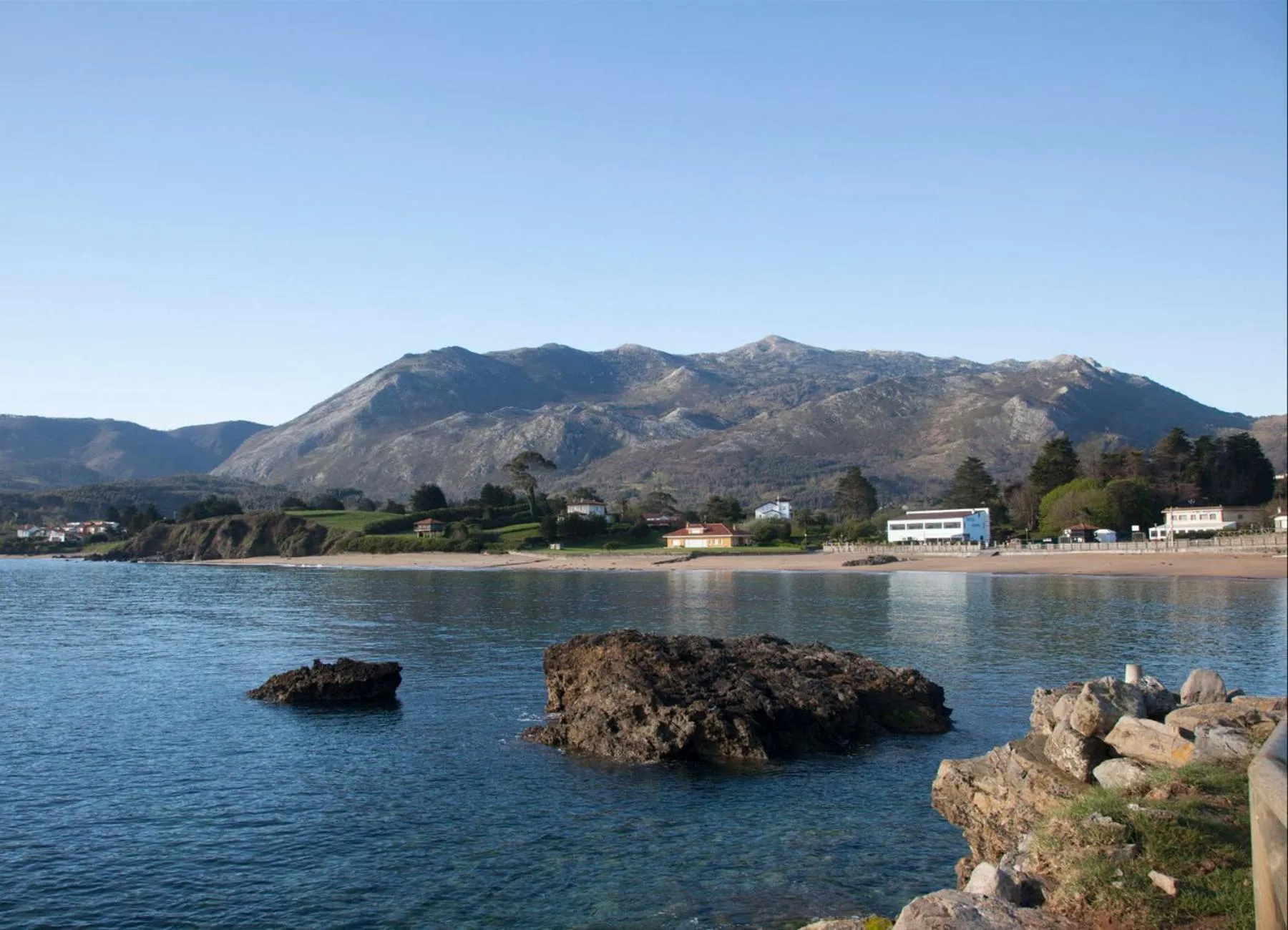 Natural landscape in Hotel The Island
