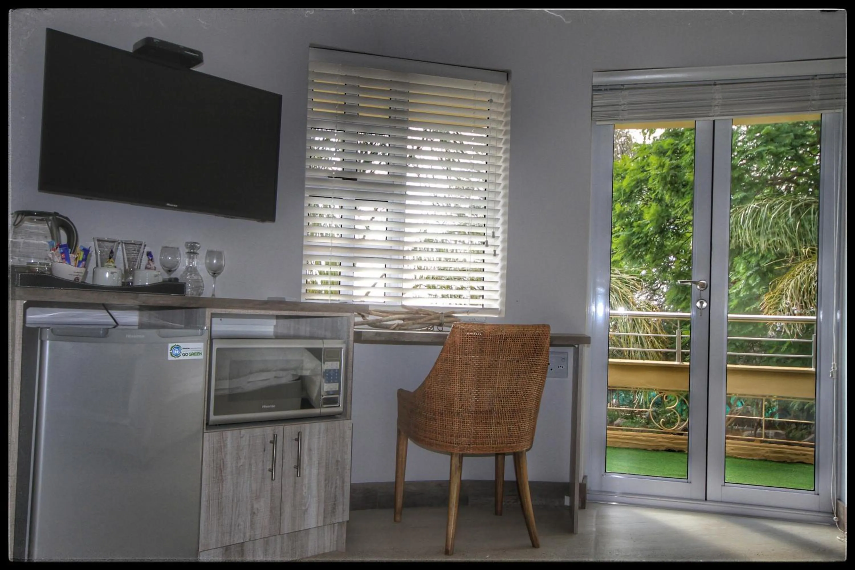 Coffee/tea facilities in Impa-Lala Country Estate