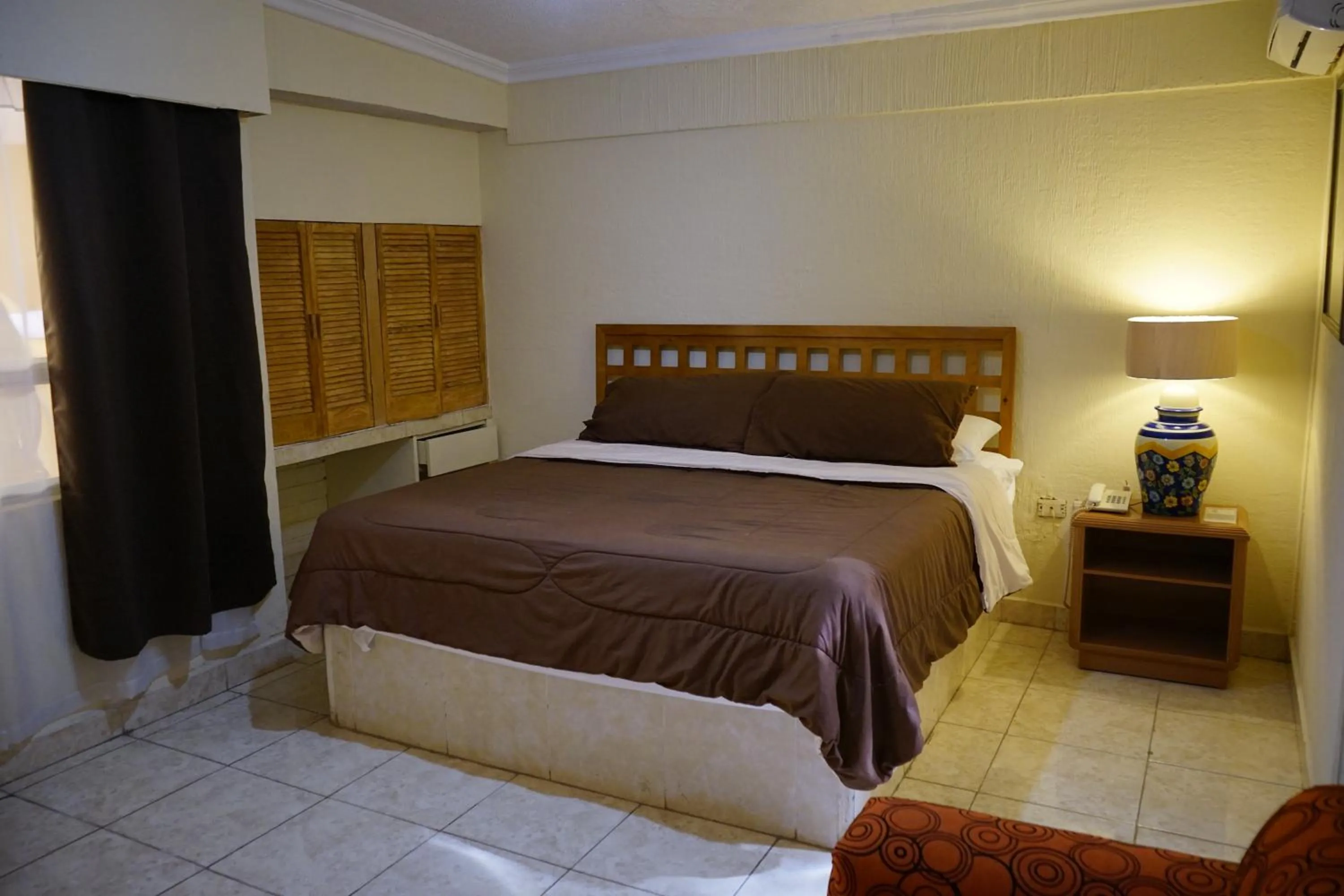 Bed in Hotel Posada del Sol Inn