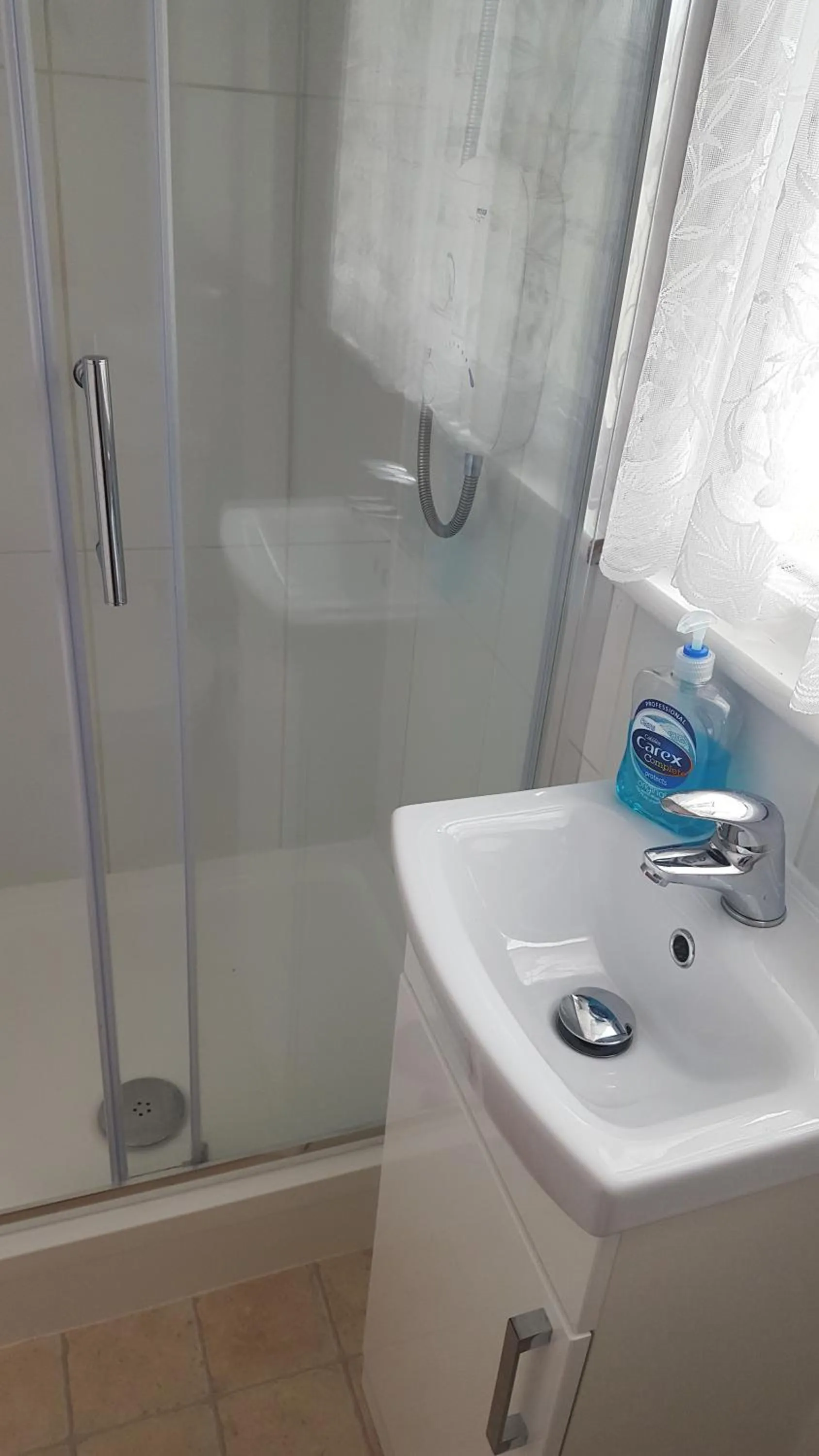 Shower in Franklyn Guesthouse