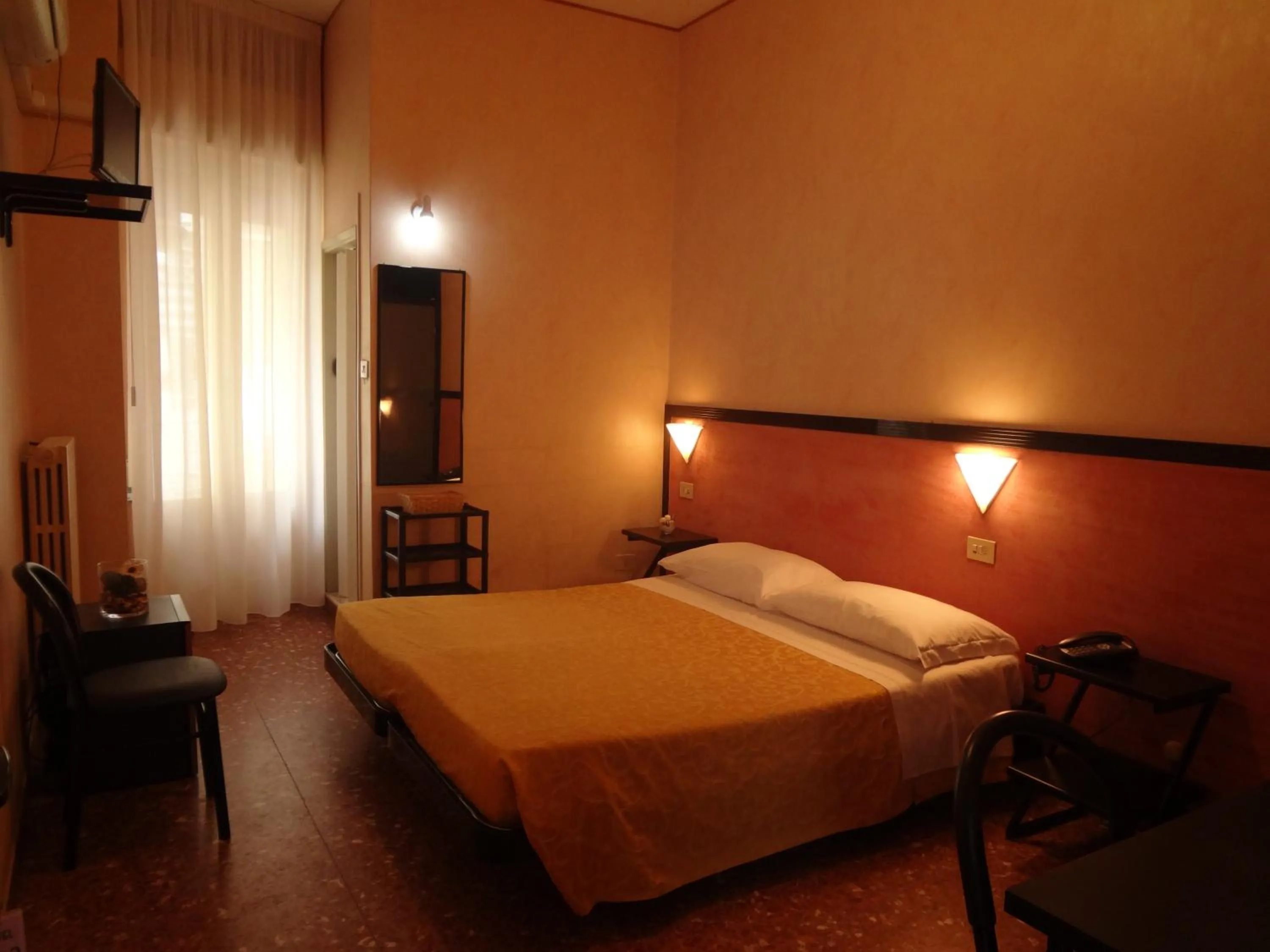 Bedroom in Hotel Nettuno