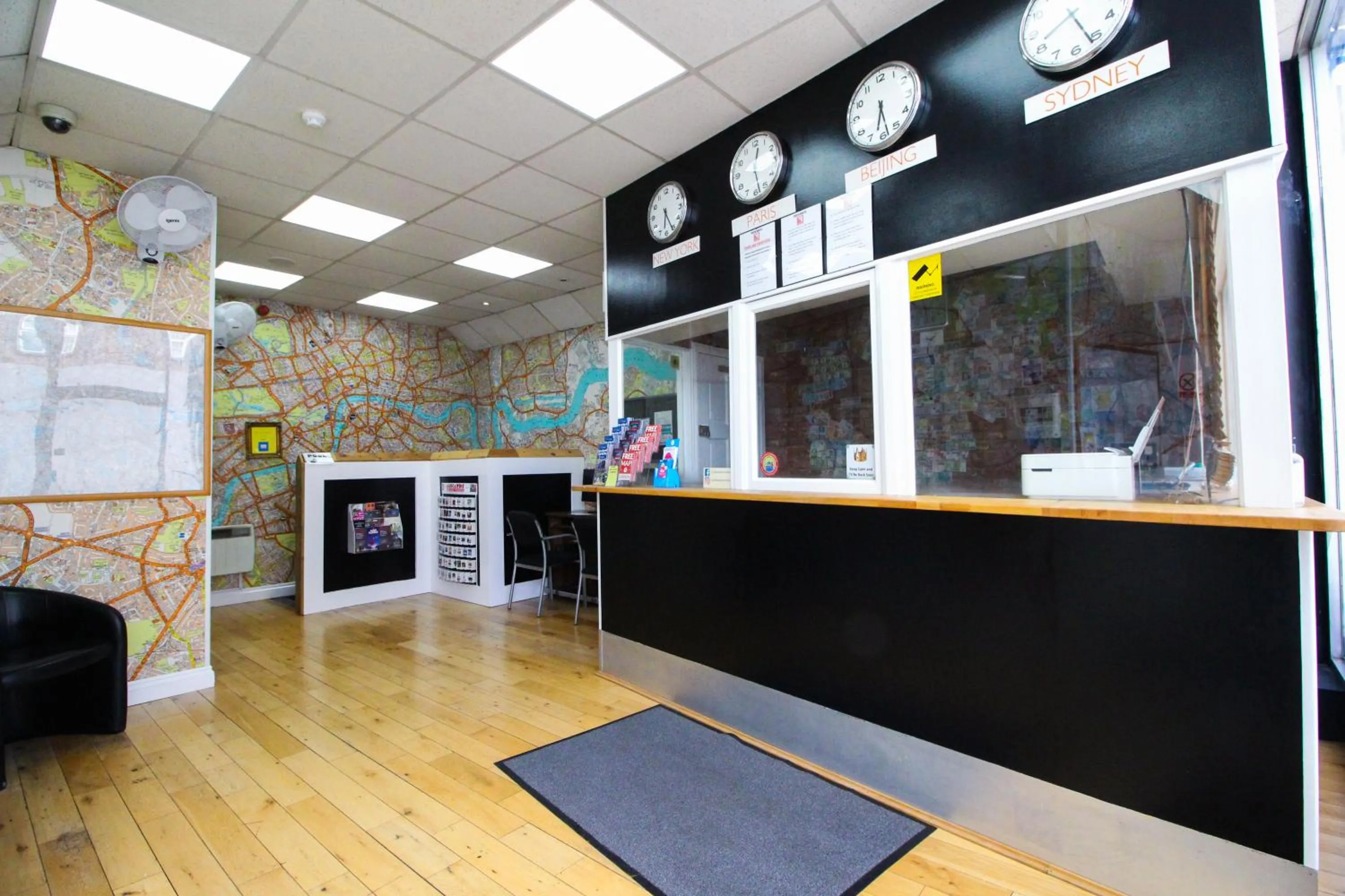 Lobby or reception in London Backpackers Youth Hostel 18 - 35 Years Old Only