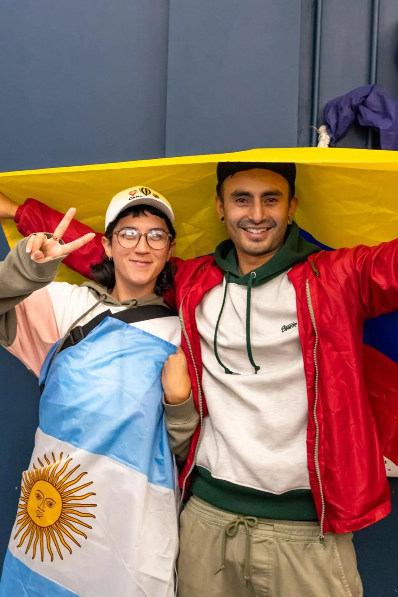 group of guests in London Backpackers Youth Hostel 18 - 35 Years Old Only