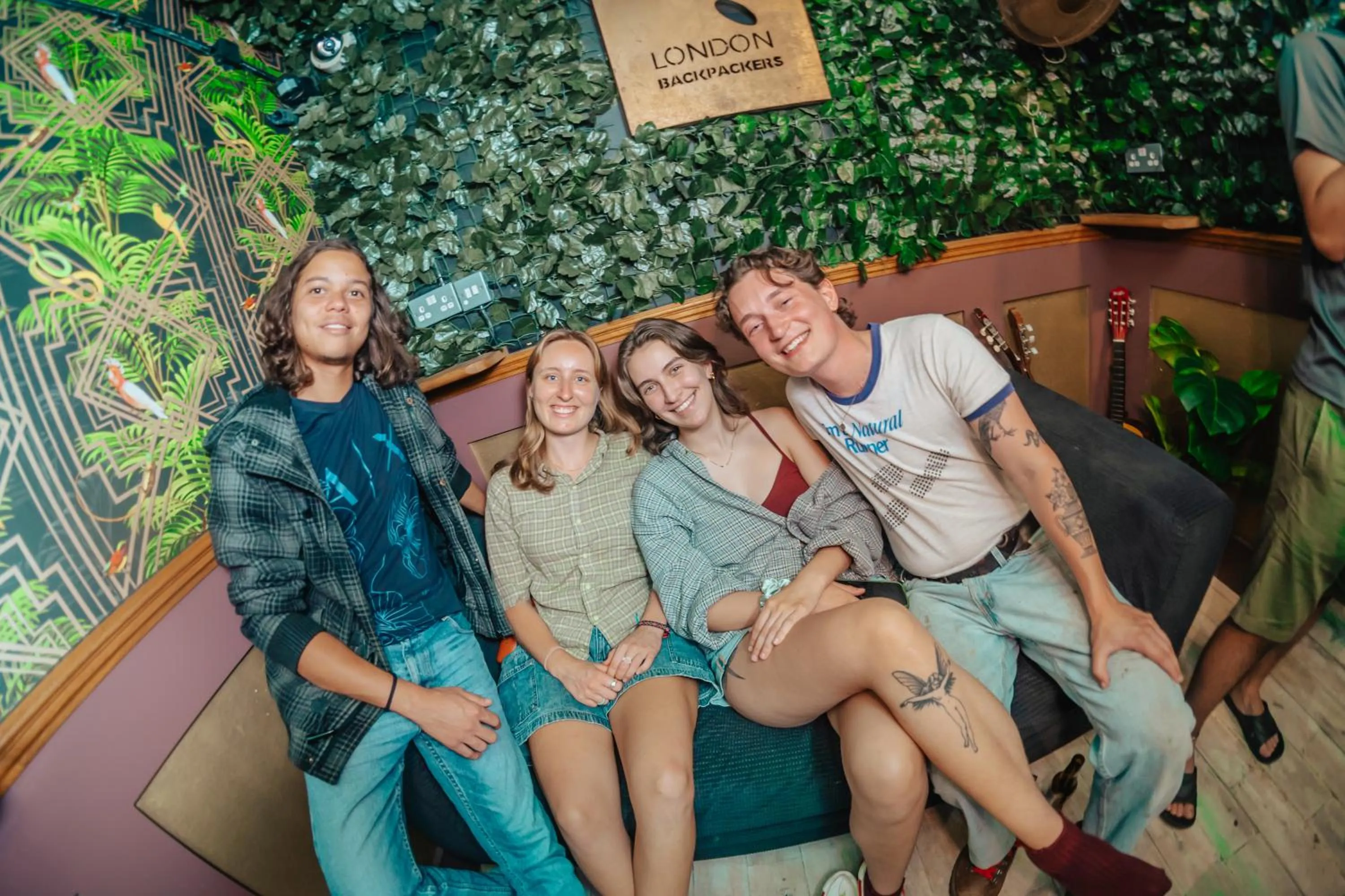 Drinks in London Backpackers Youth Hostel 18 - 35 Years Old Only