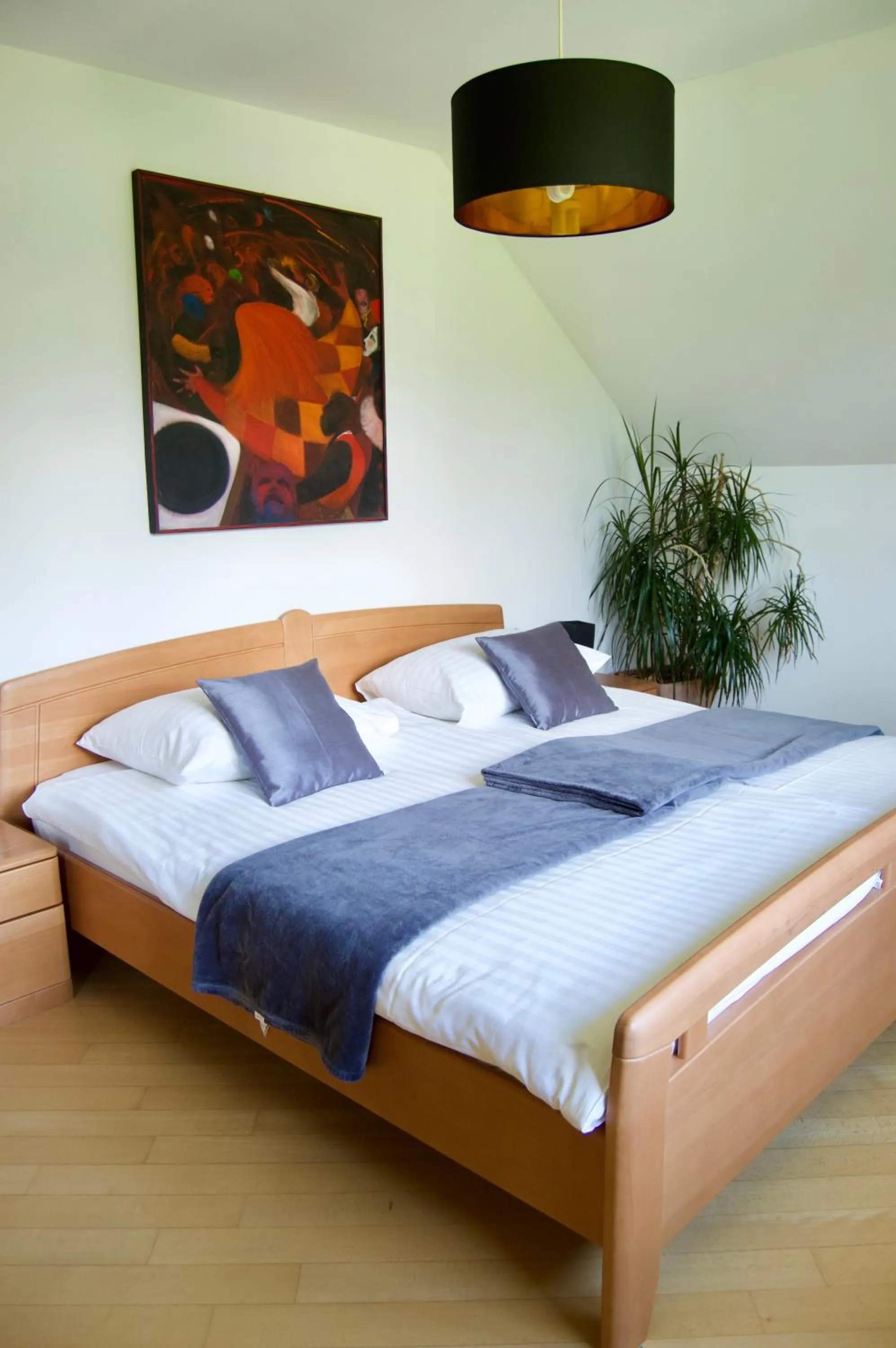 Bed in Rudi Hiti's Guest House