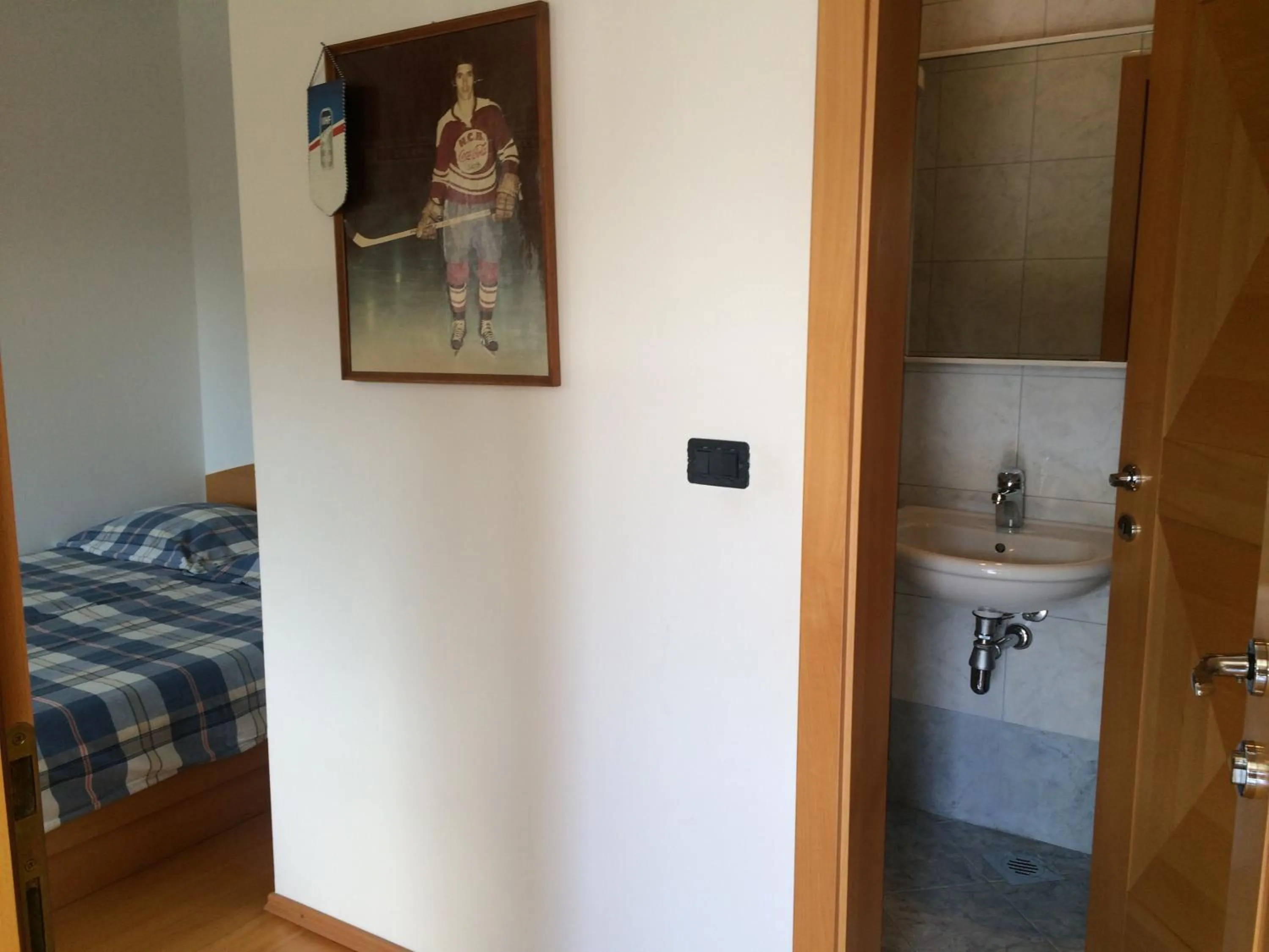 Bedroom, Bed in Rudi Hiti's Guest House