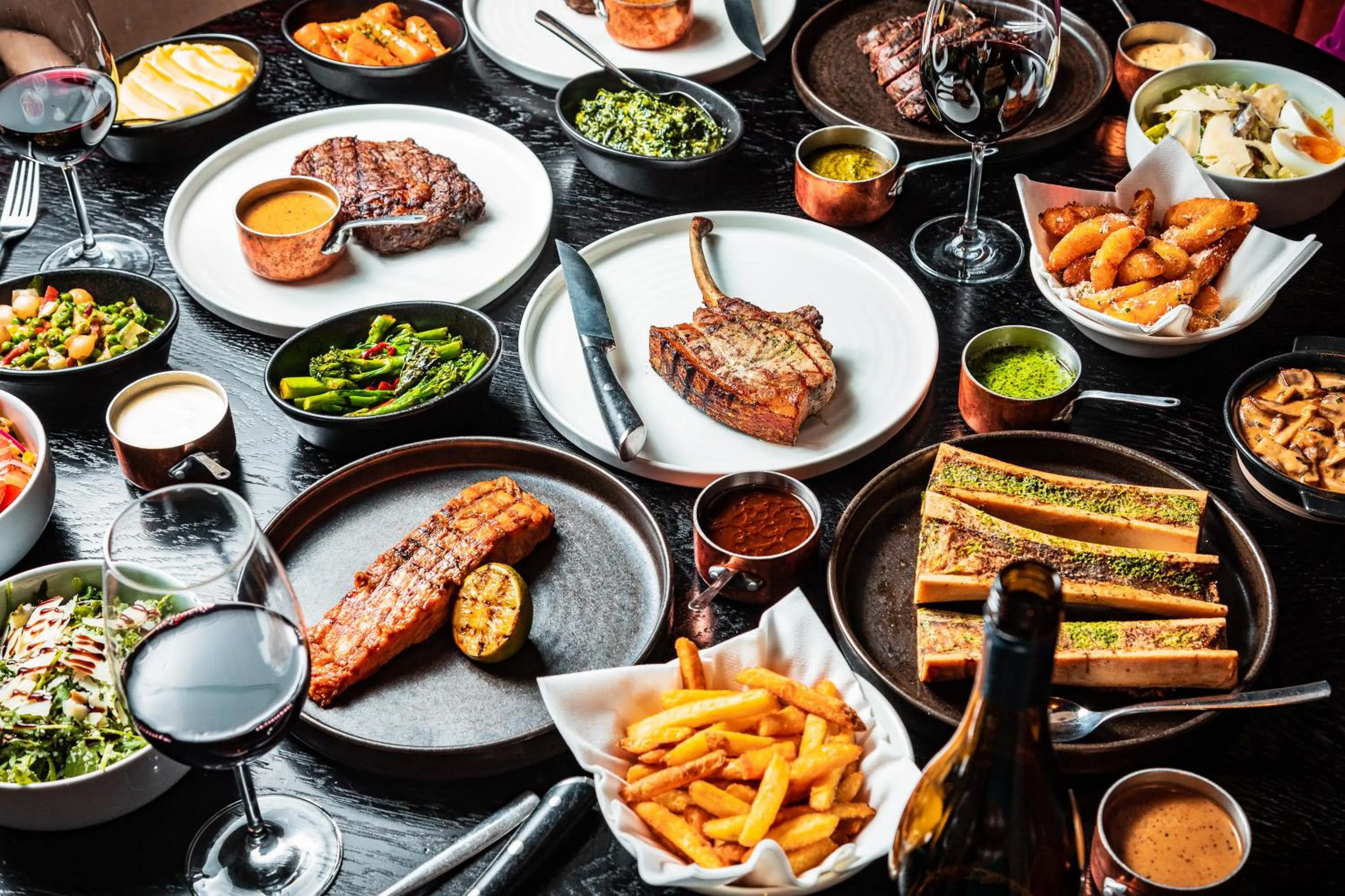 Food and drinks in Dakota Glasgow