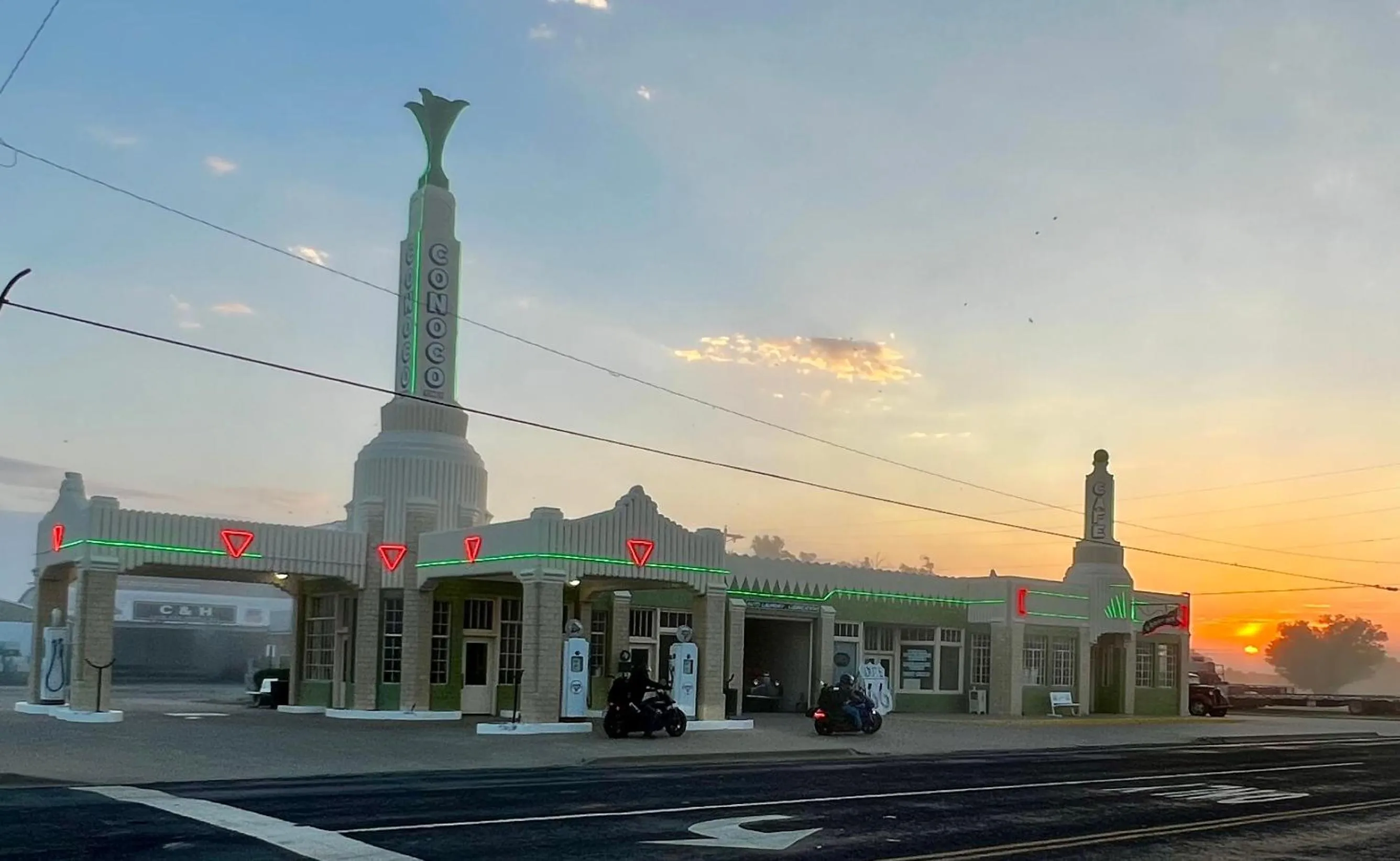 Landmark view in Western Motel