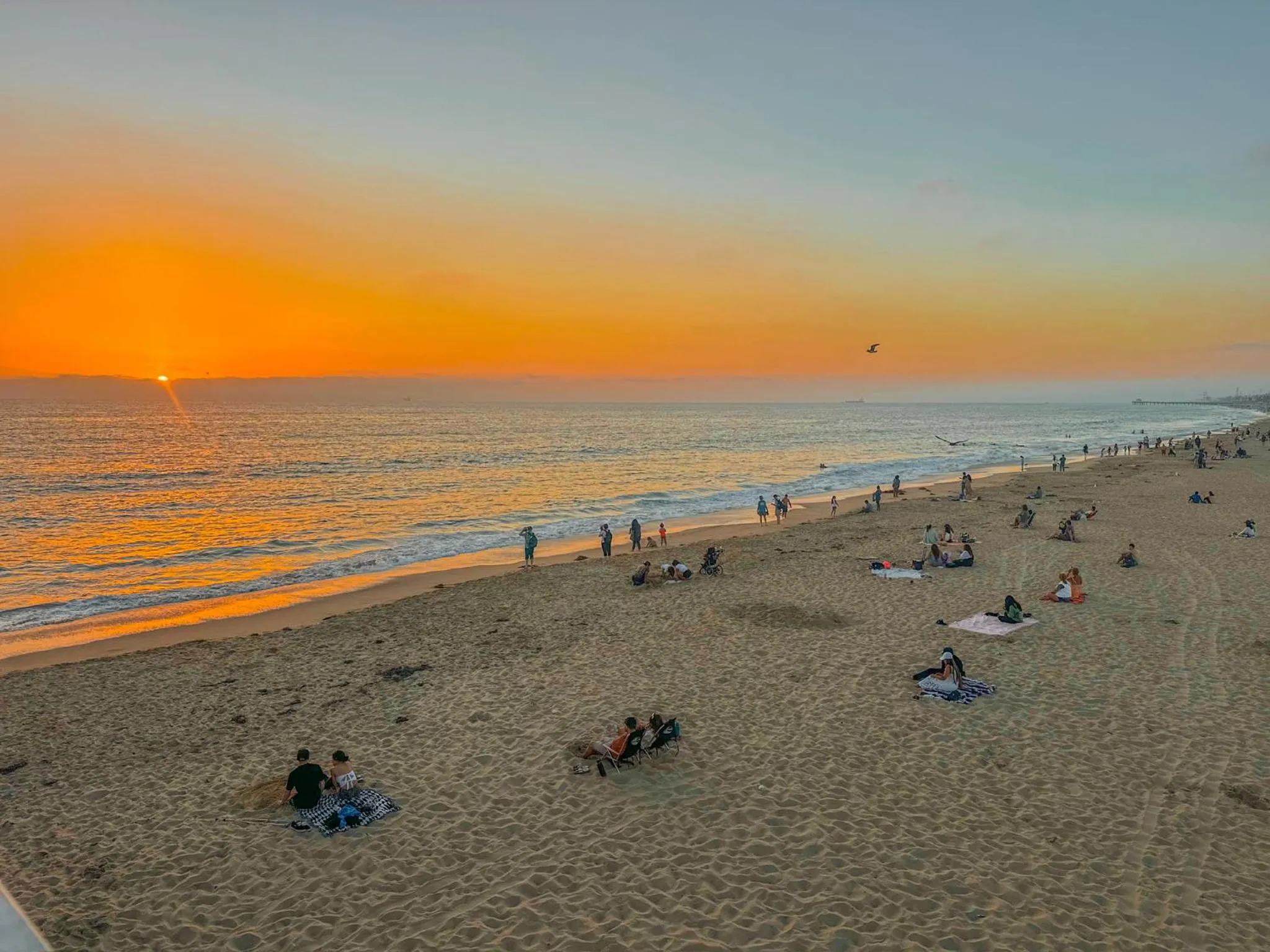 Beach in ITH Hermosa Beach Surf Hostel LAX