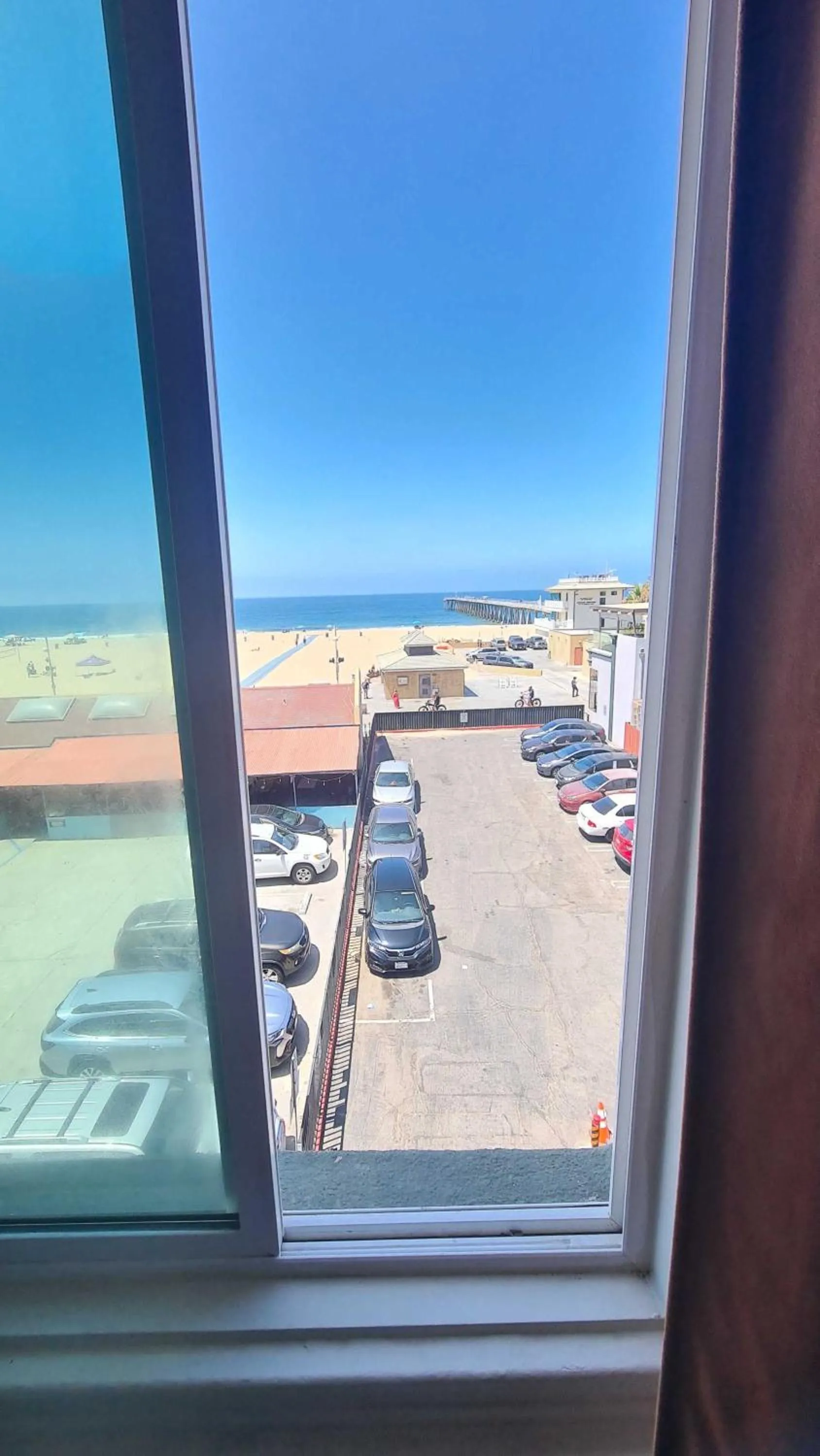 Sea view in ITH Hermosa Beach Surf Hostel LAX
