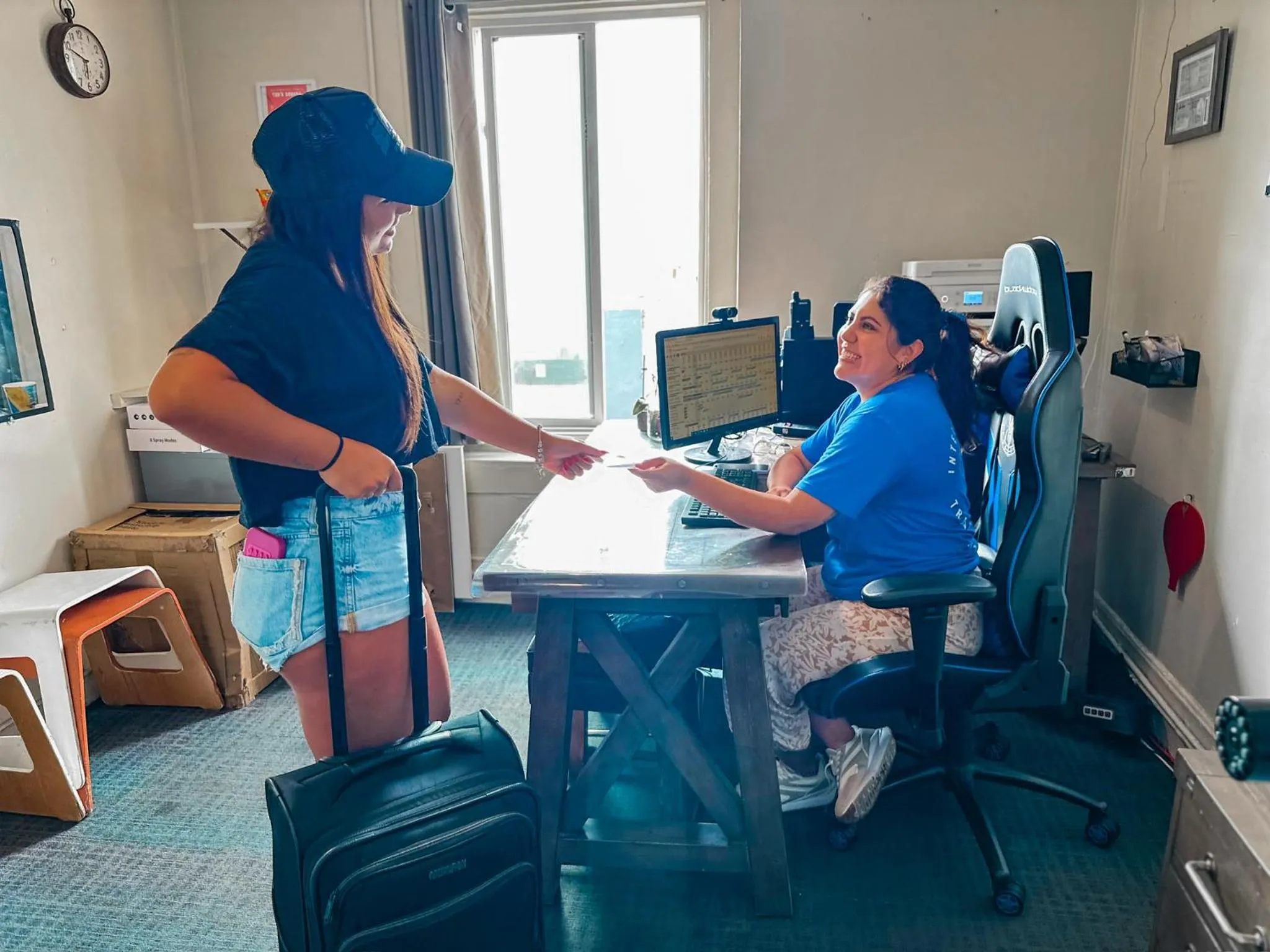 Lobby or reception in ITH Hermosa Beach Surf Hostel LAX