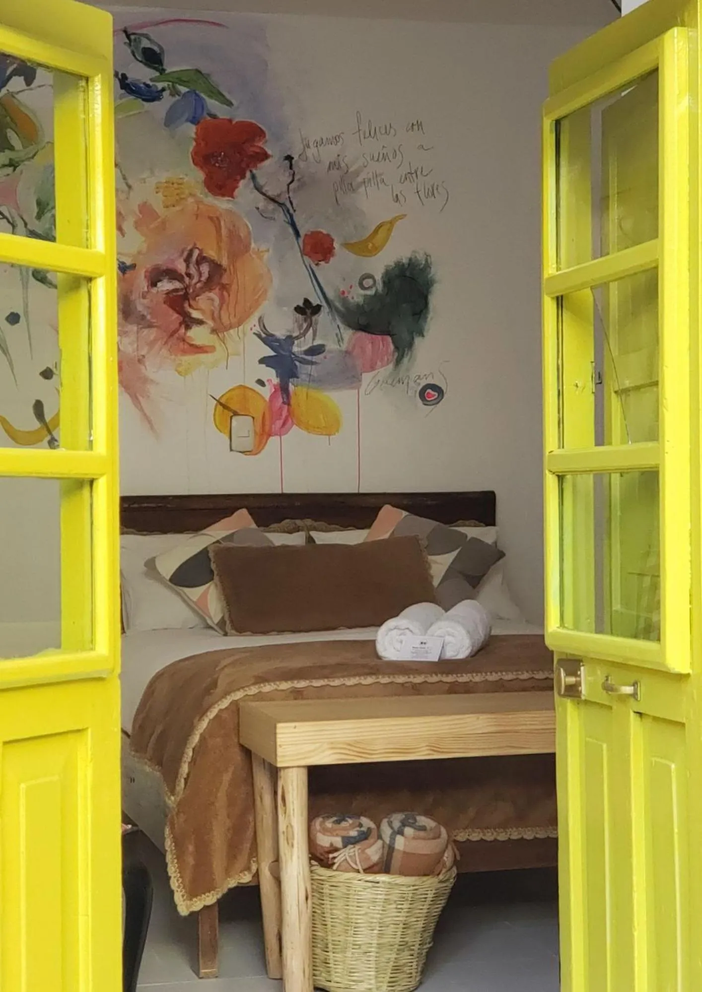 Bed in Niños Hotel Meloc