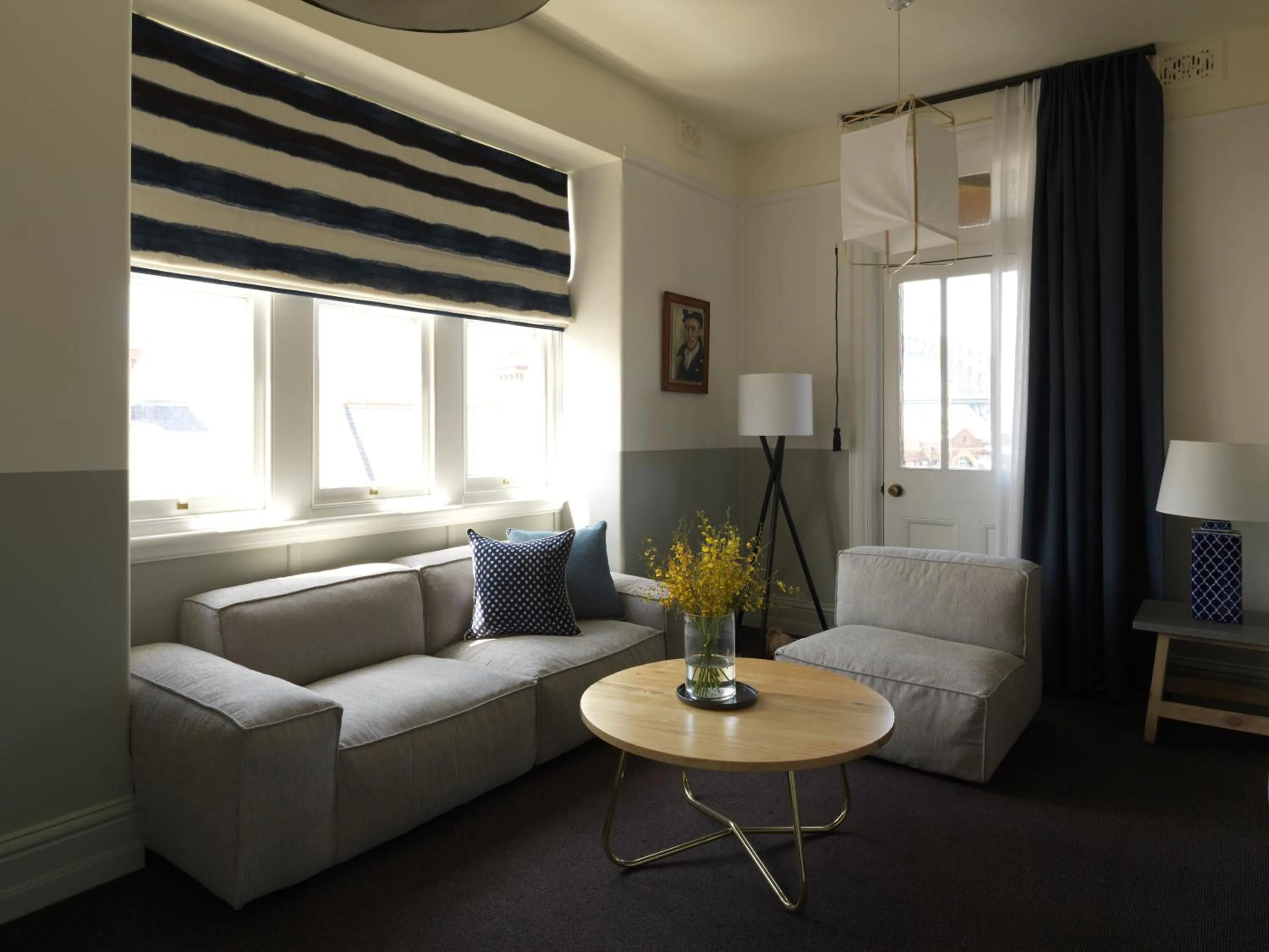 Seating area in Hotel Palisade