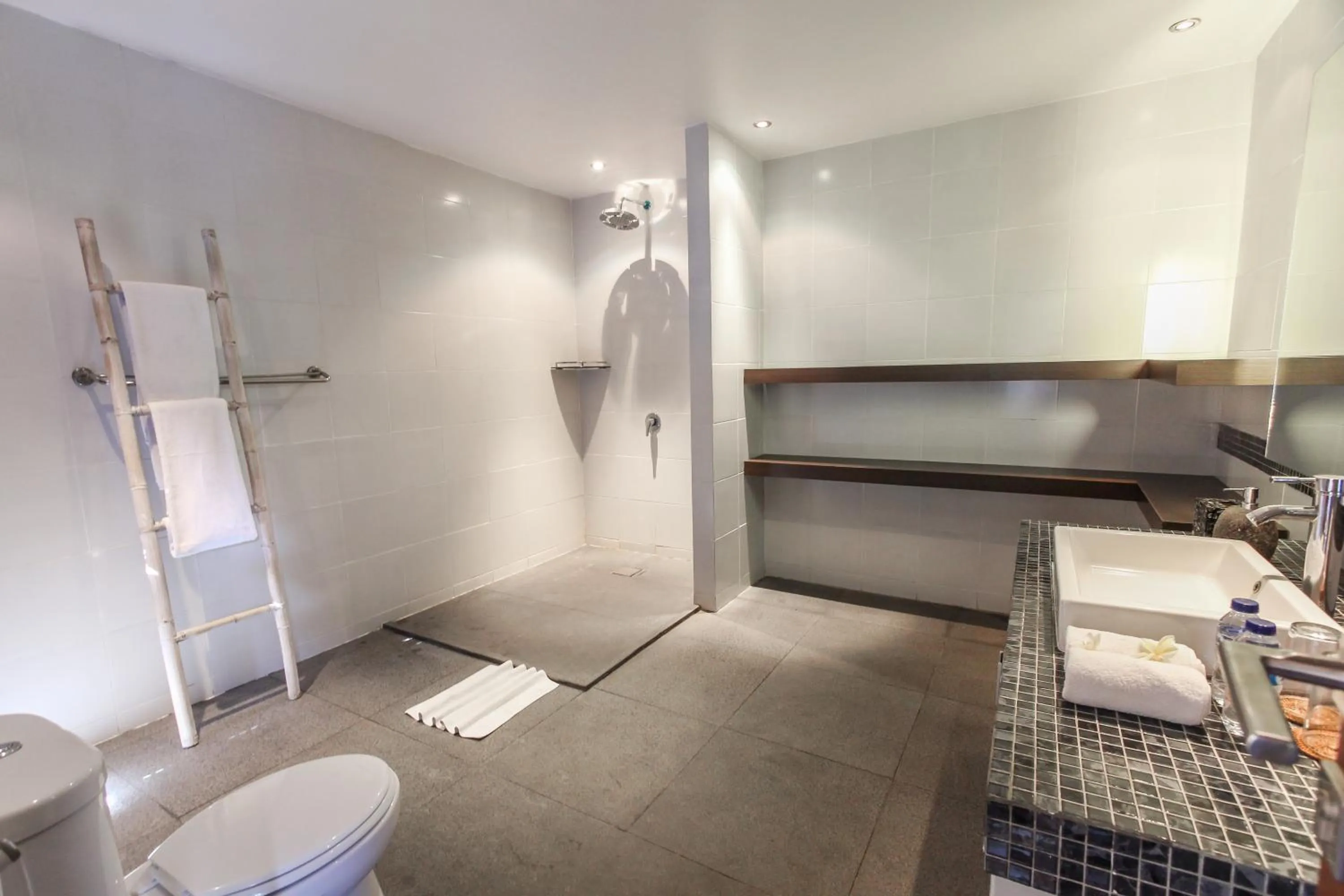 Bathroom in Samana Villas