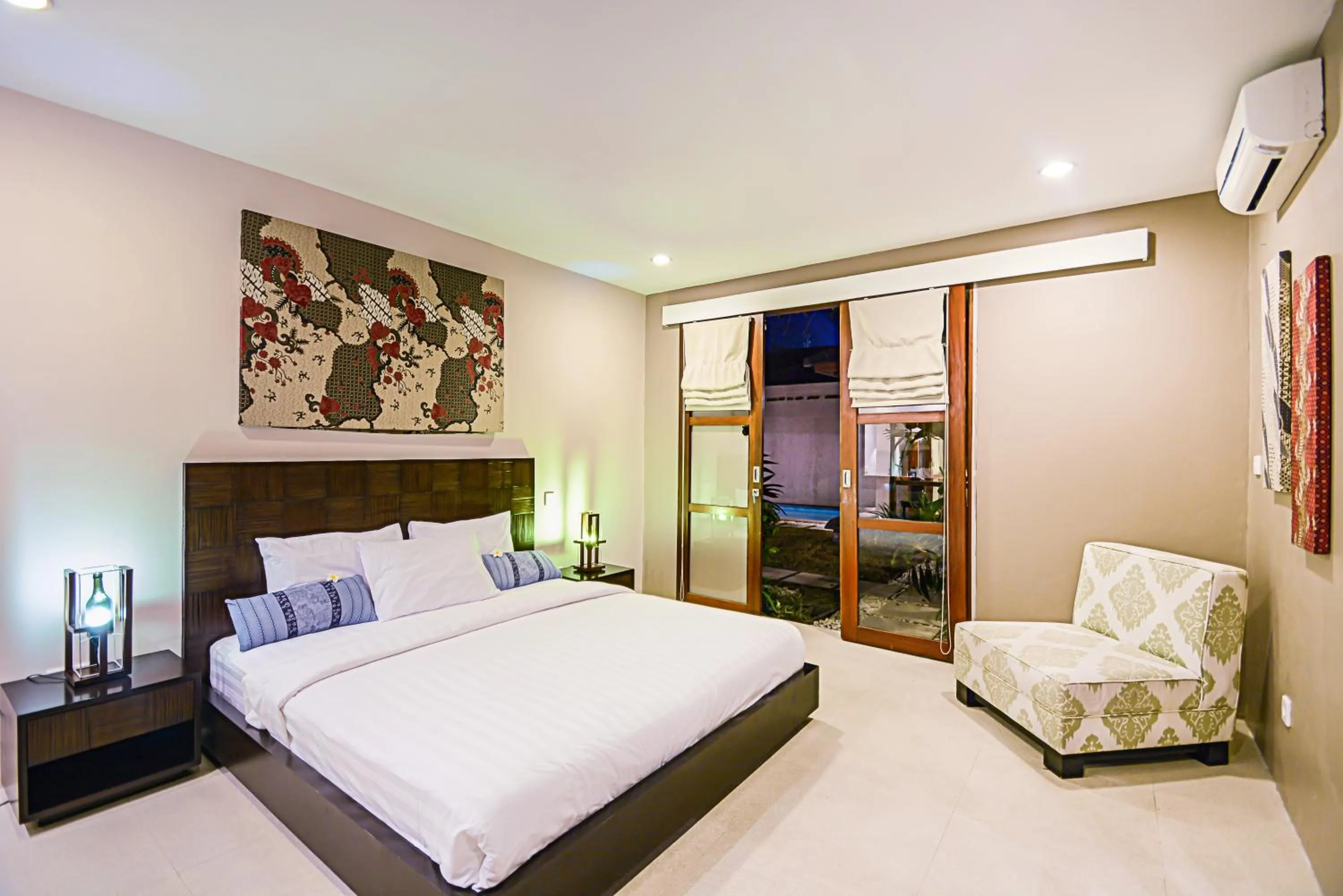 Night, Bed in Samana Villas