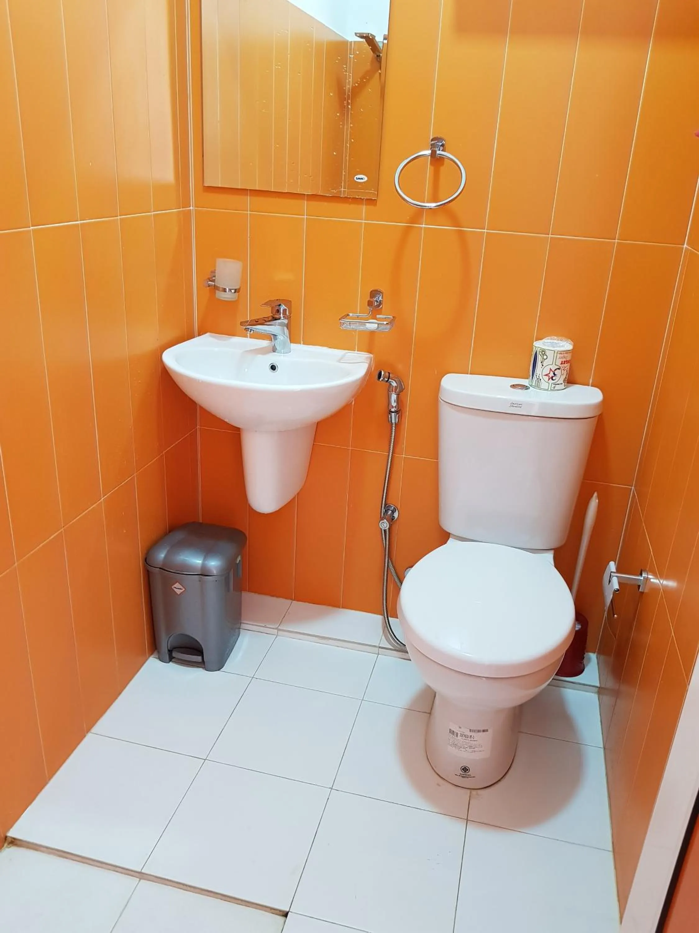 Bathroom in Thambili Island @ Stubbs